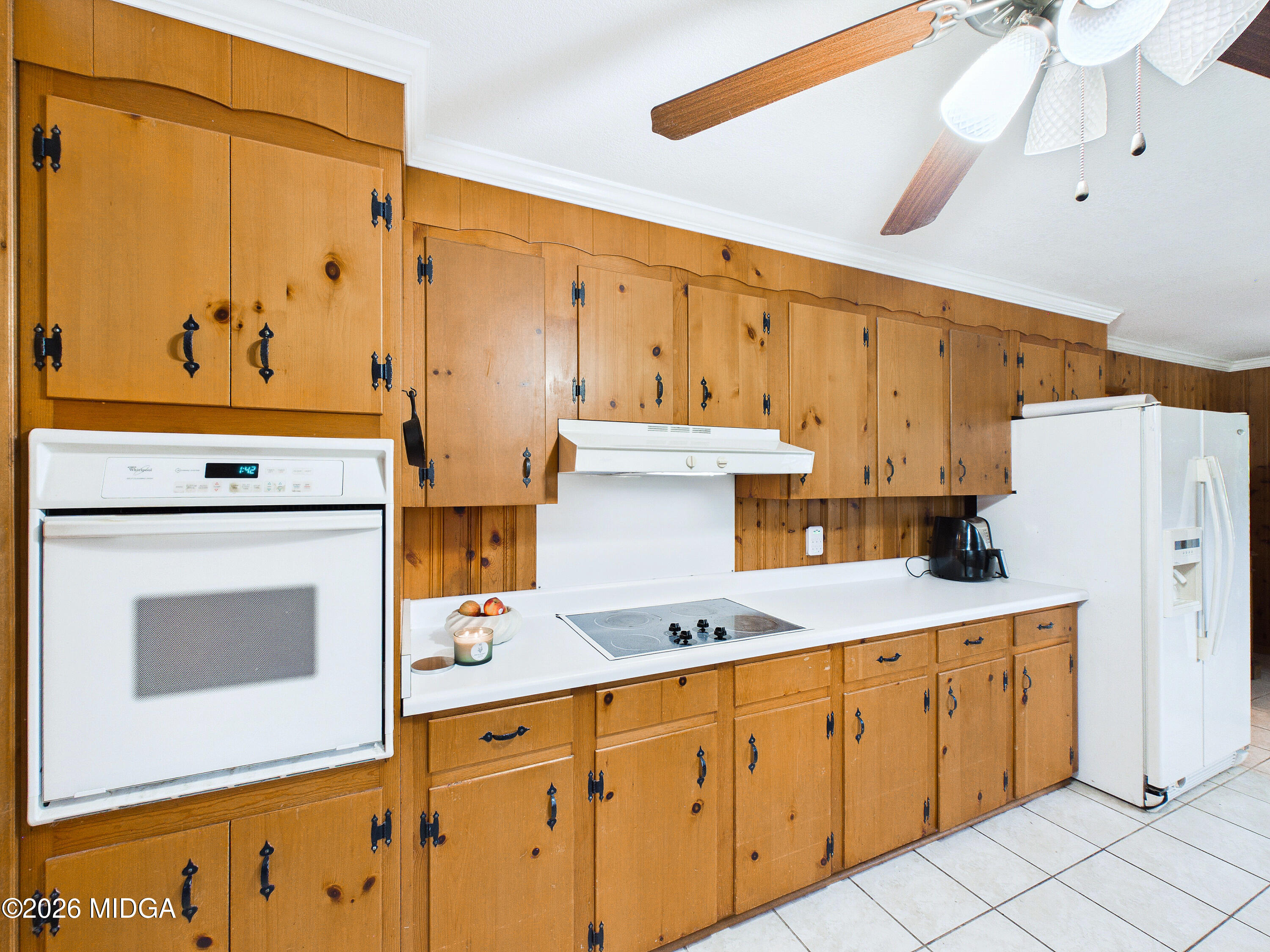 3851 Woodside Drive