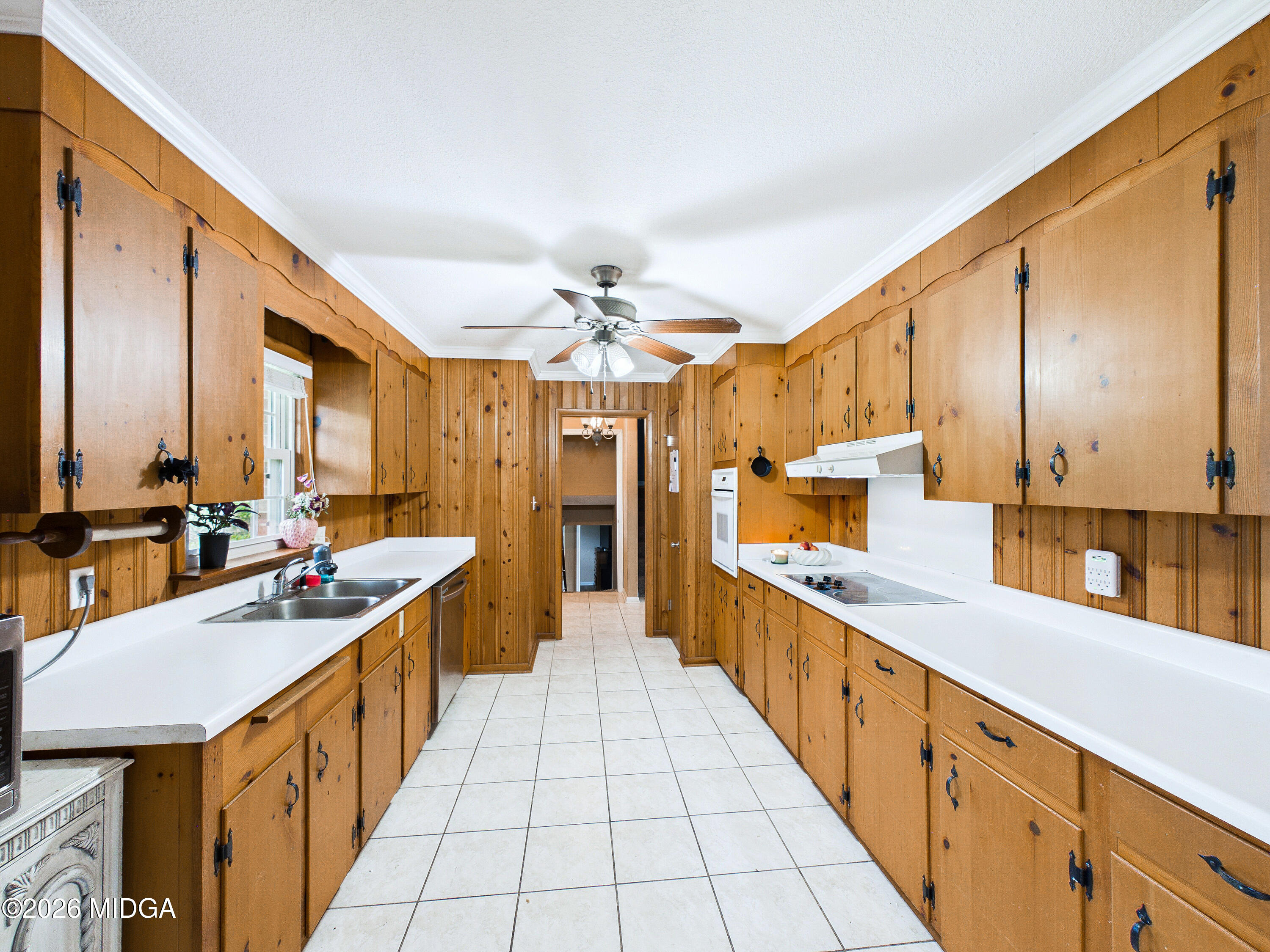 3851 Woodside Drive