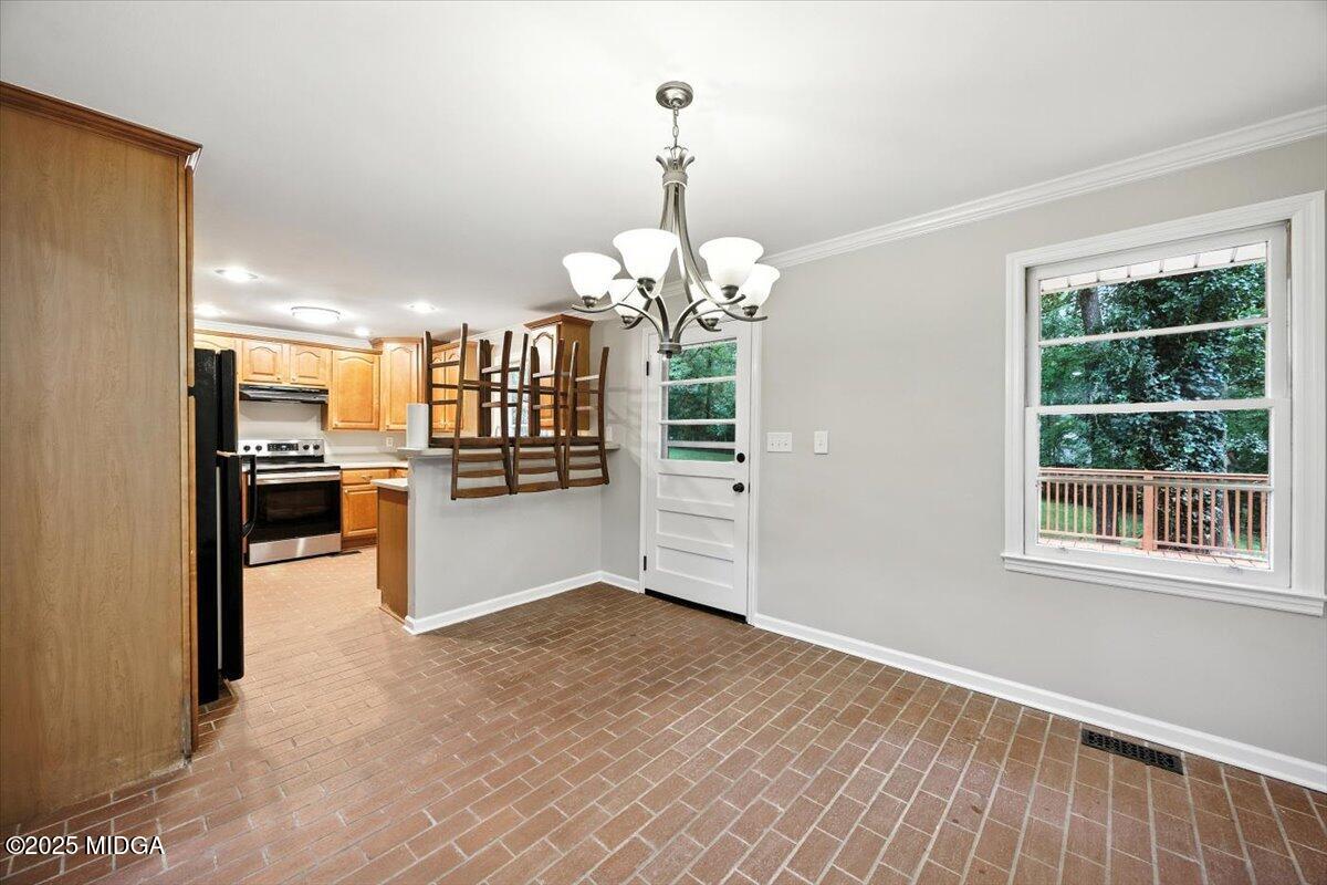 831 Forest Hill Court