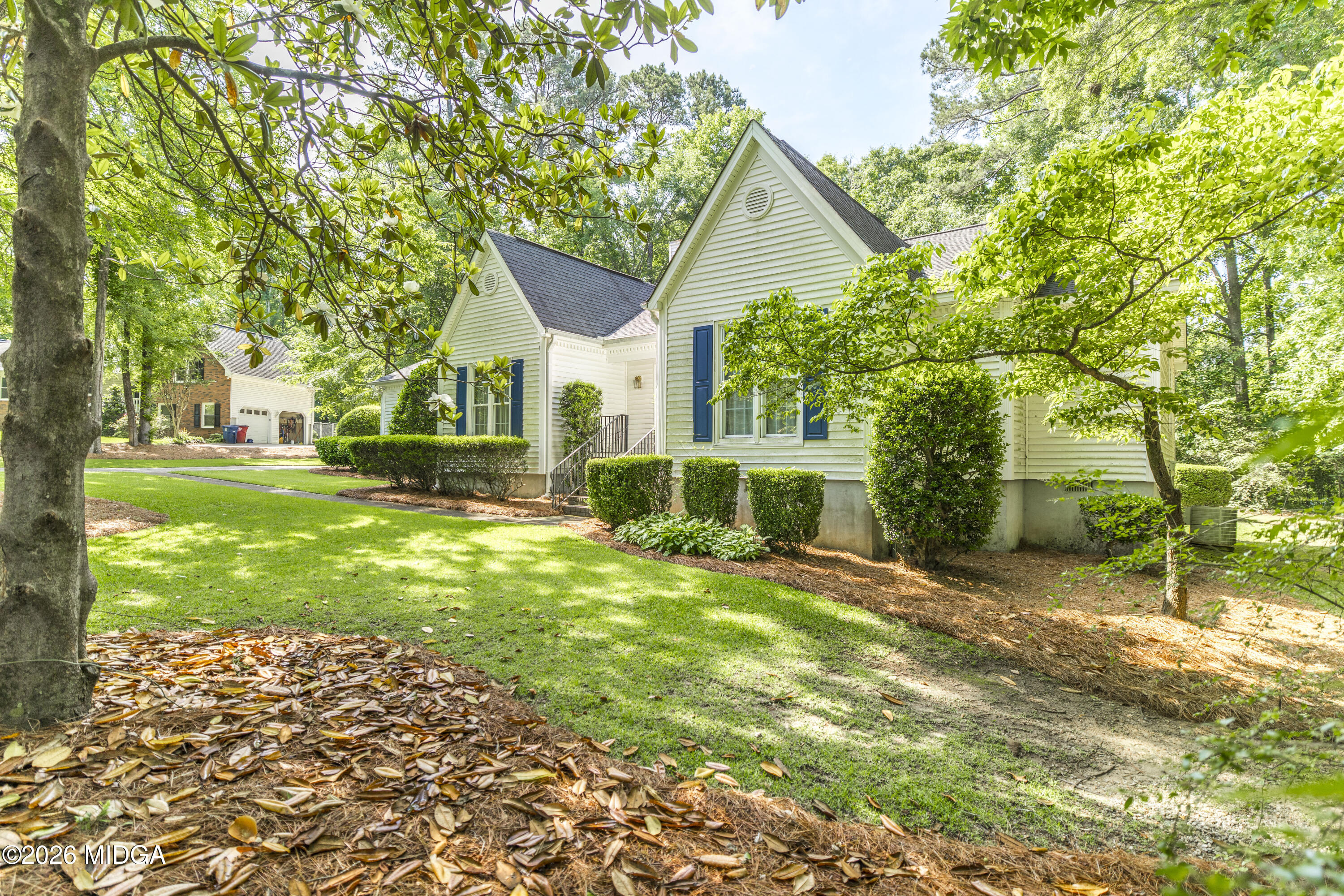 107 Saint Thomas Place