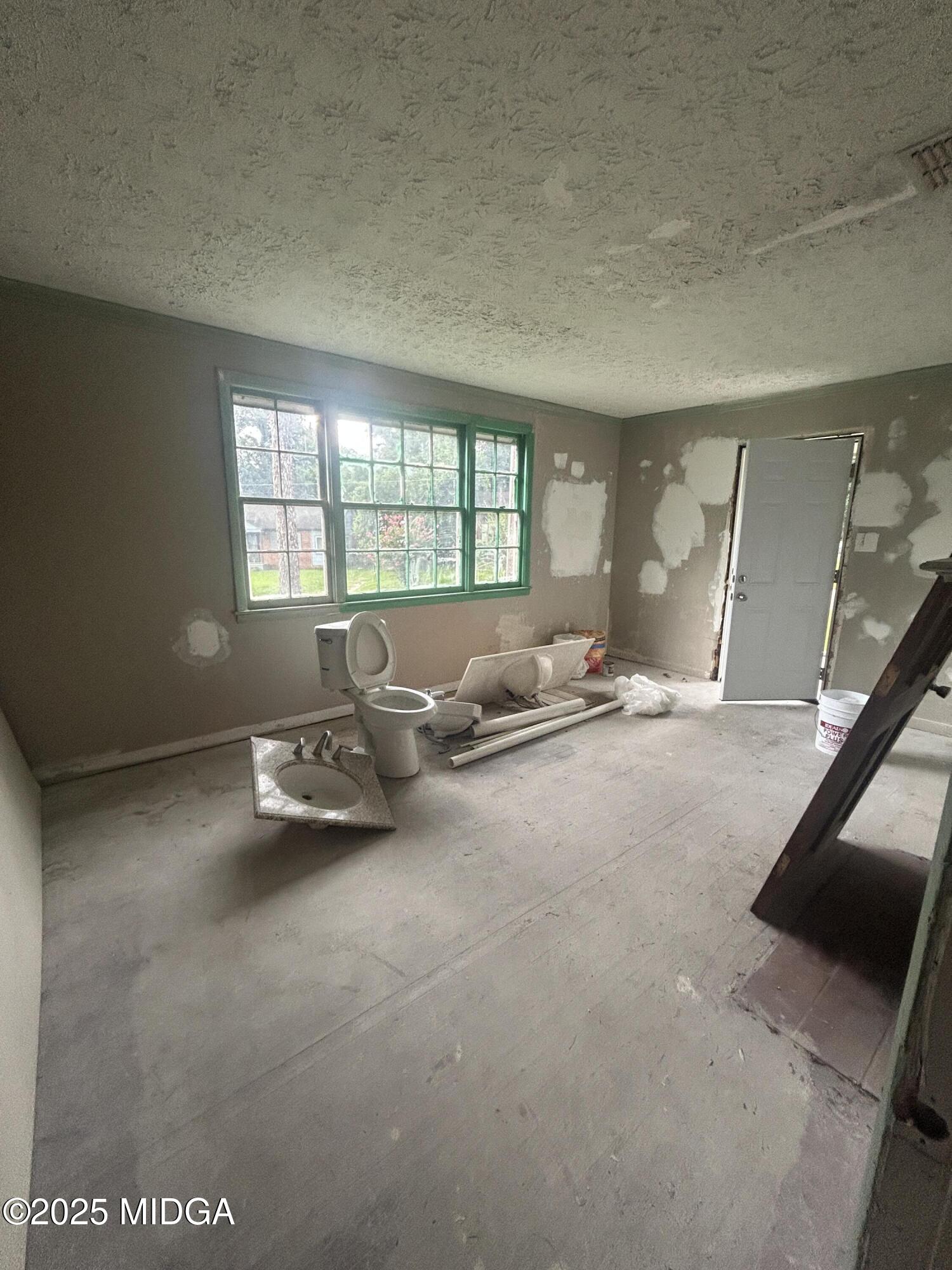 1336 Peavy Drive