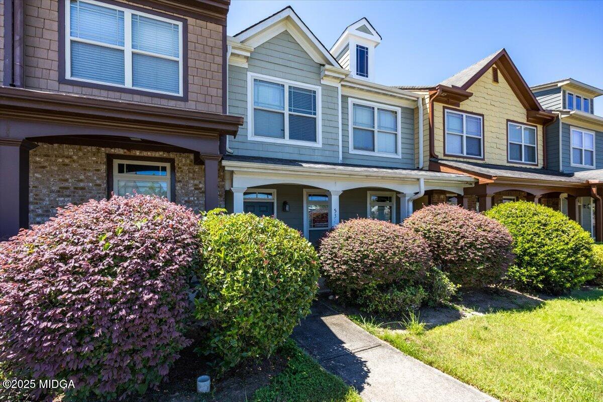 534 Ivy Brook Way