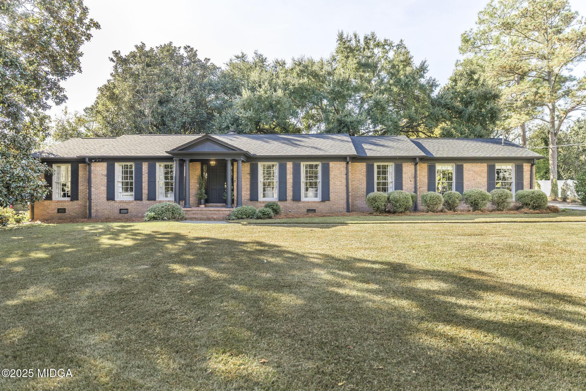 2724 Ingleside Avenue