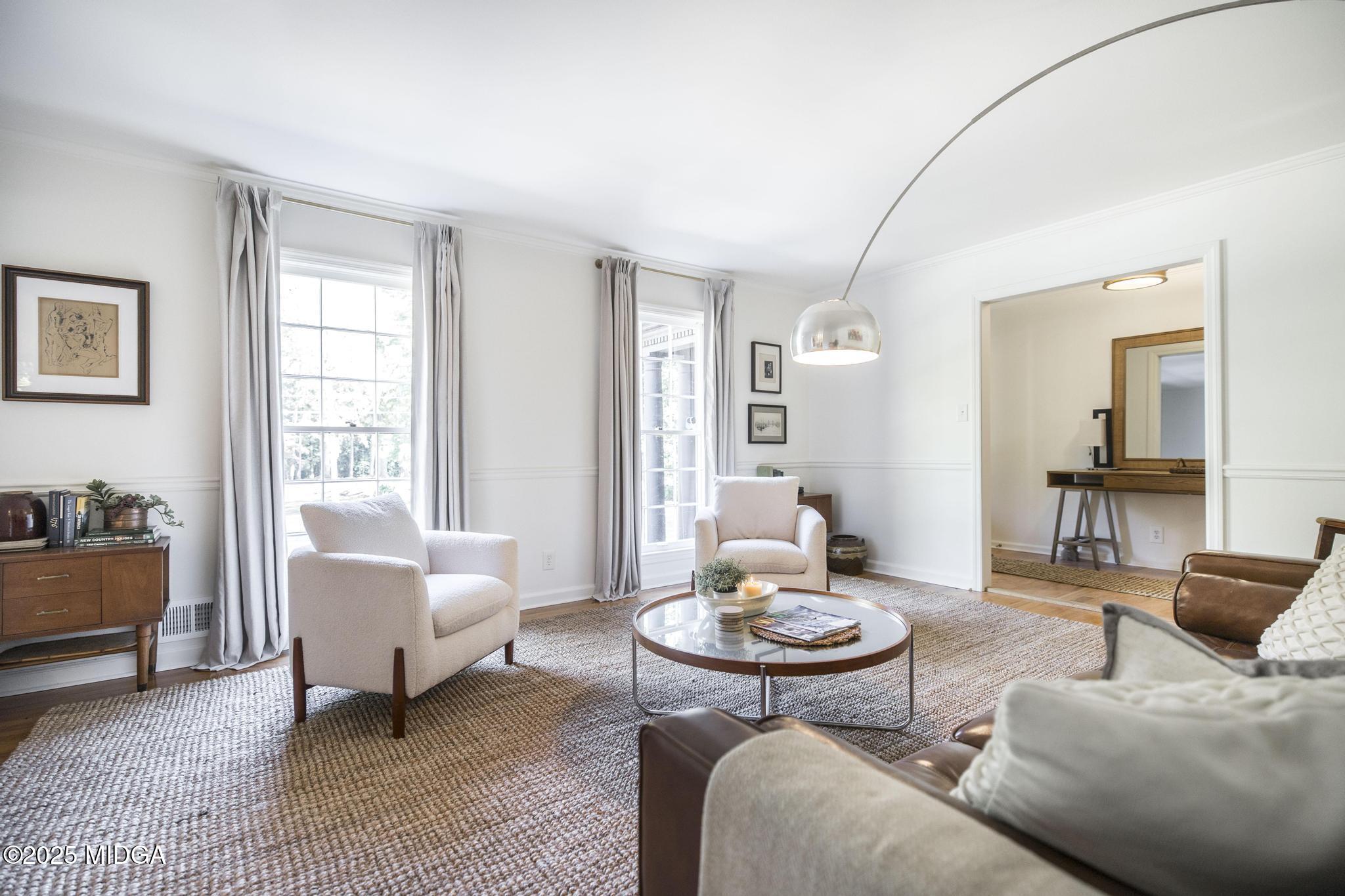 2724 Ingleside Avenue