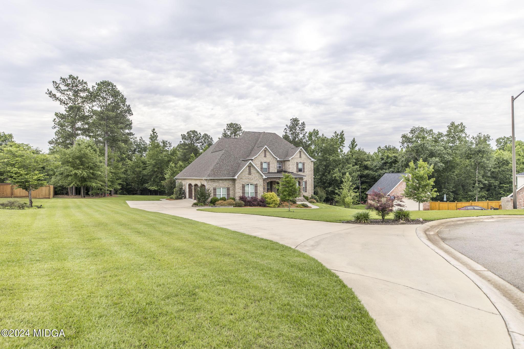 223 Yale Circle