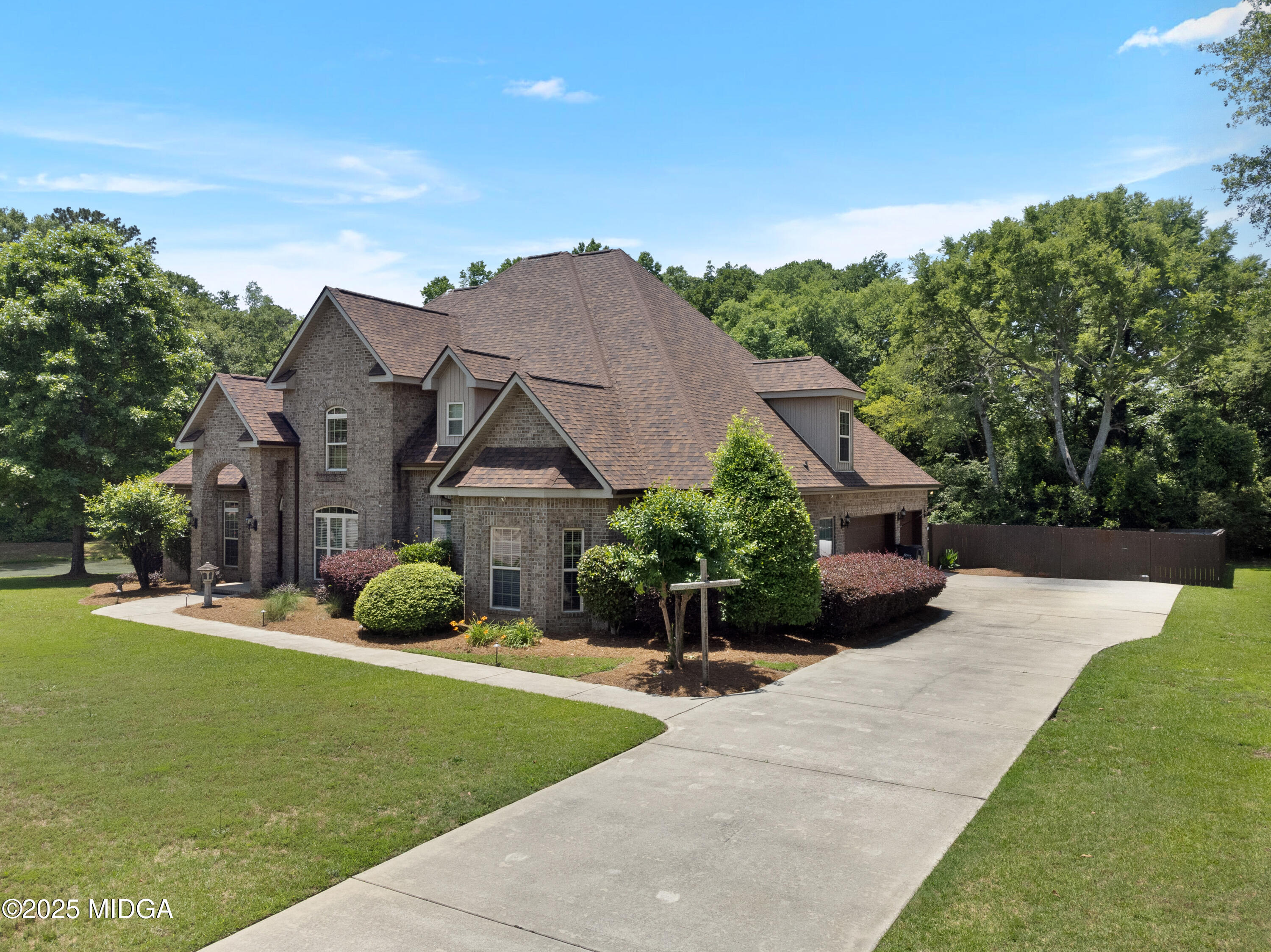 105 River Rock Court