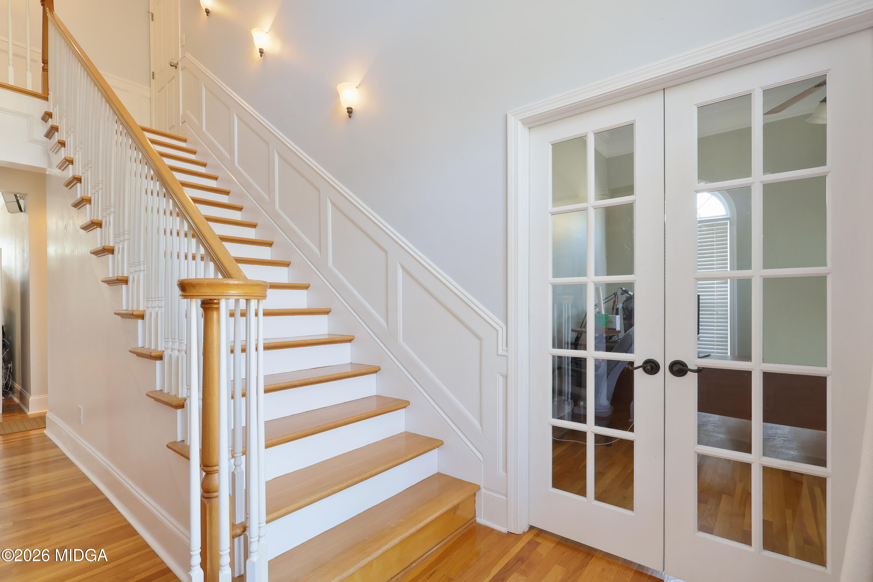 333 Royal Crest Circle