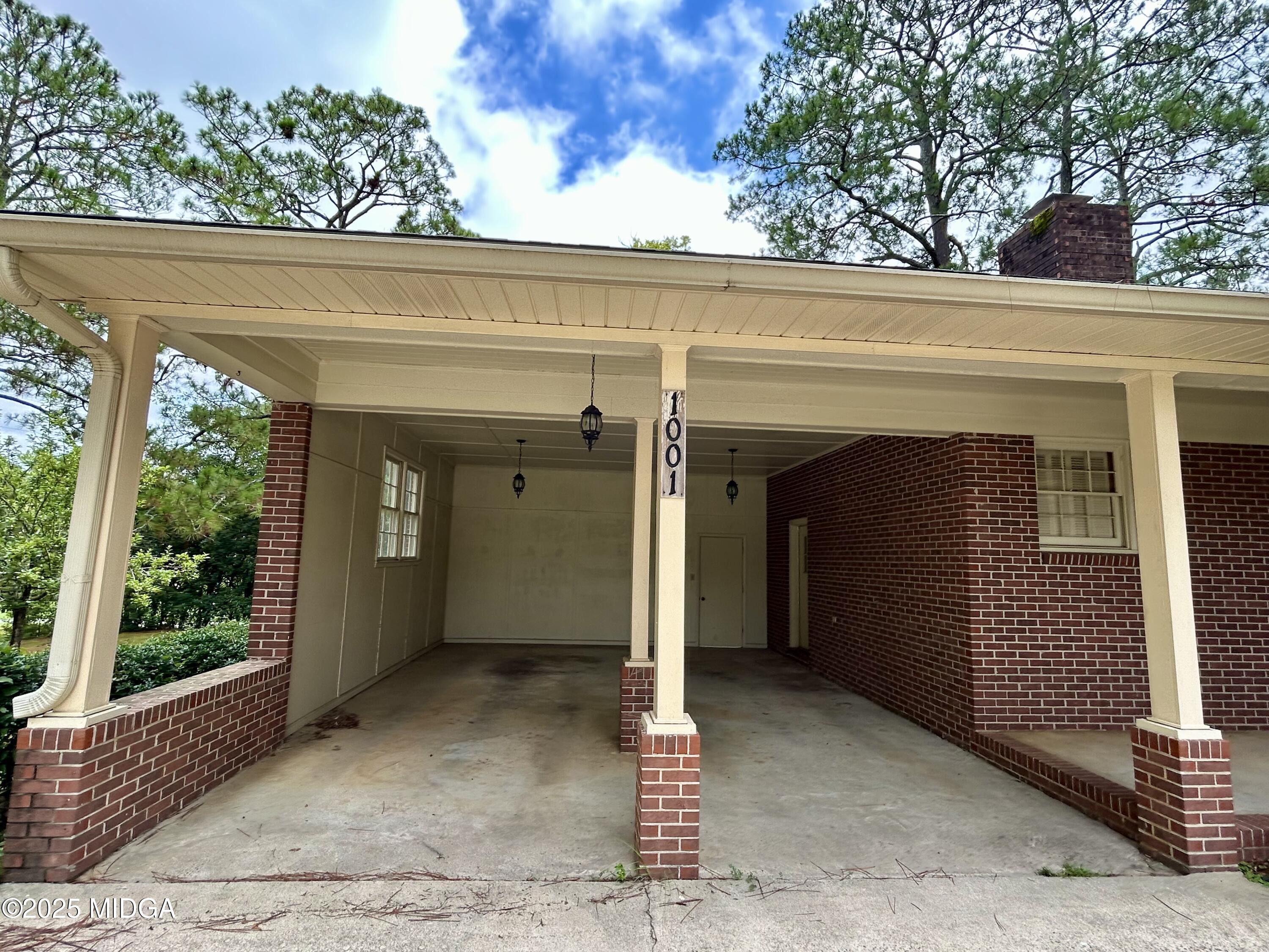 1001 STEWART Avenue