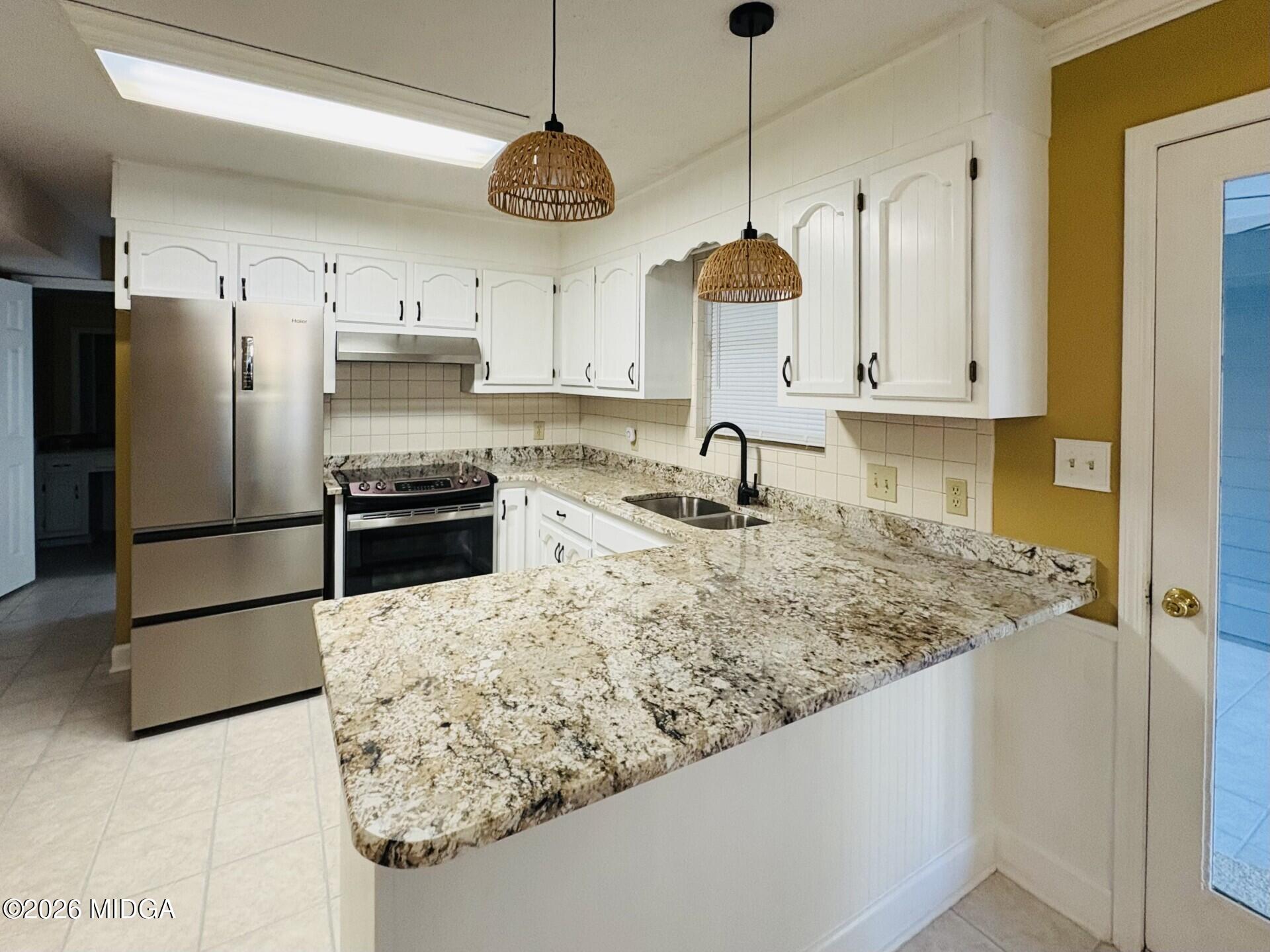 200 Williamsburg Avenue