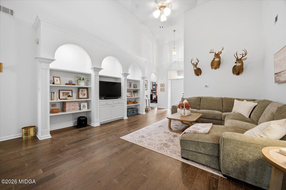 301 Winchester Place