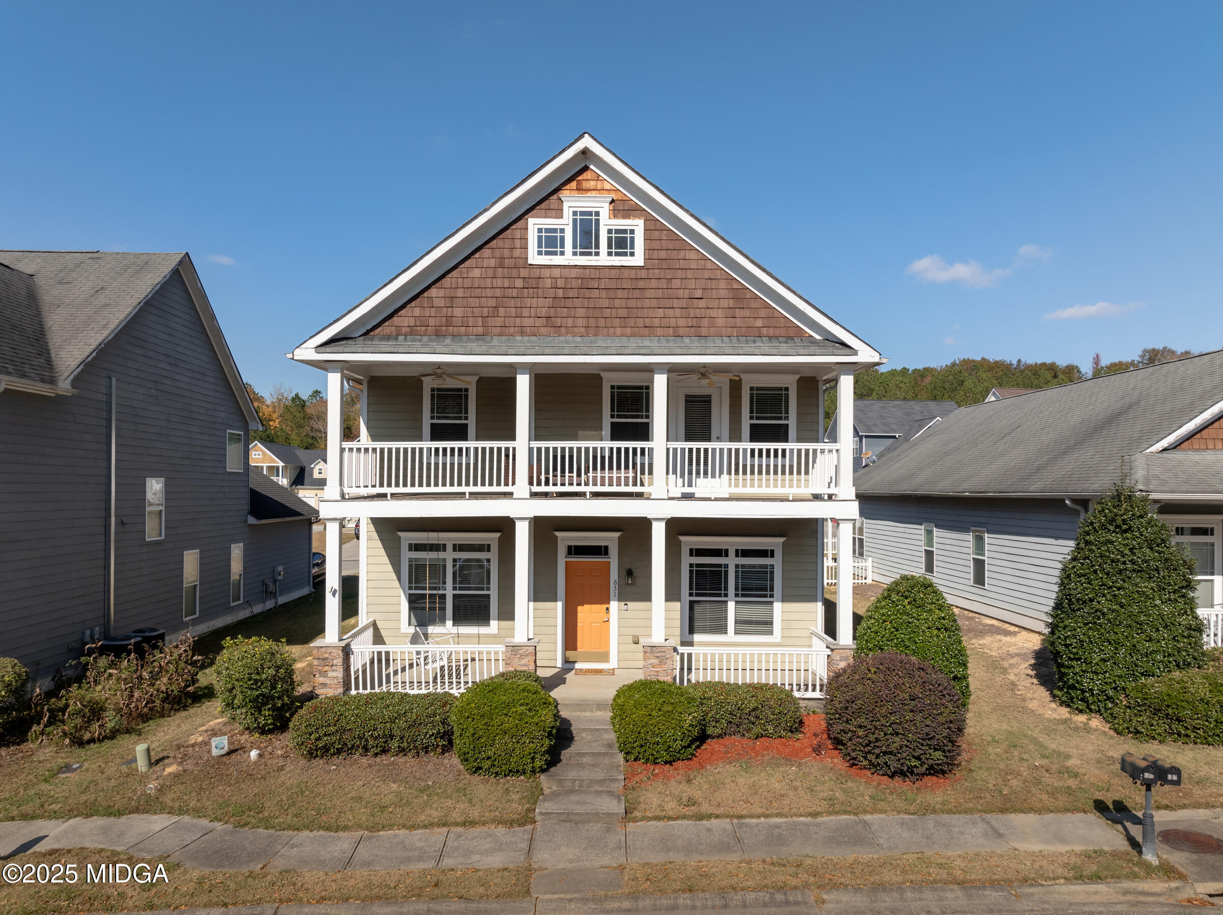 631 Ivy Brook Way