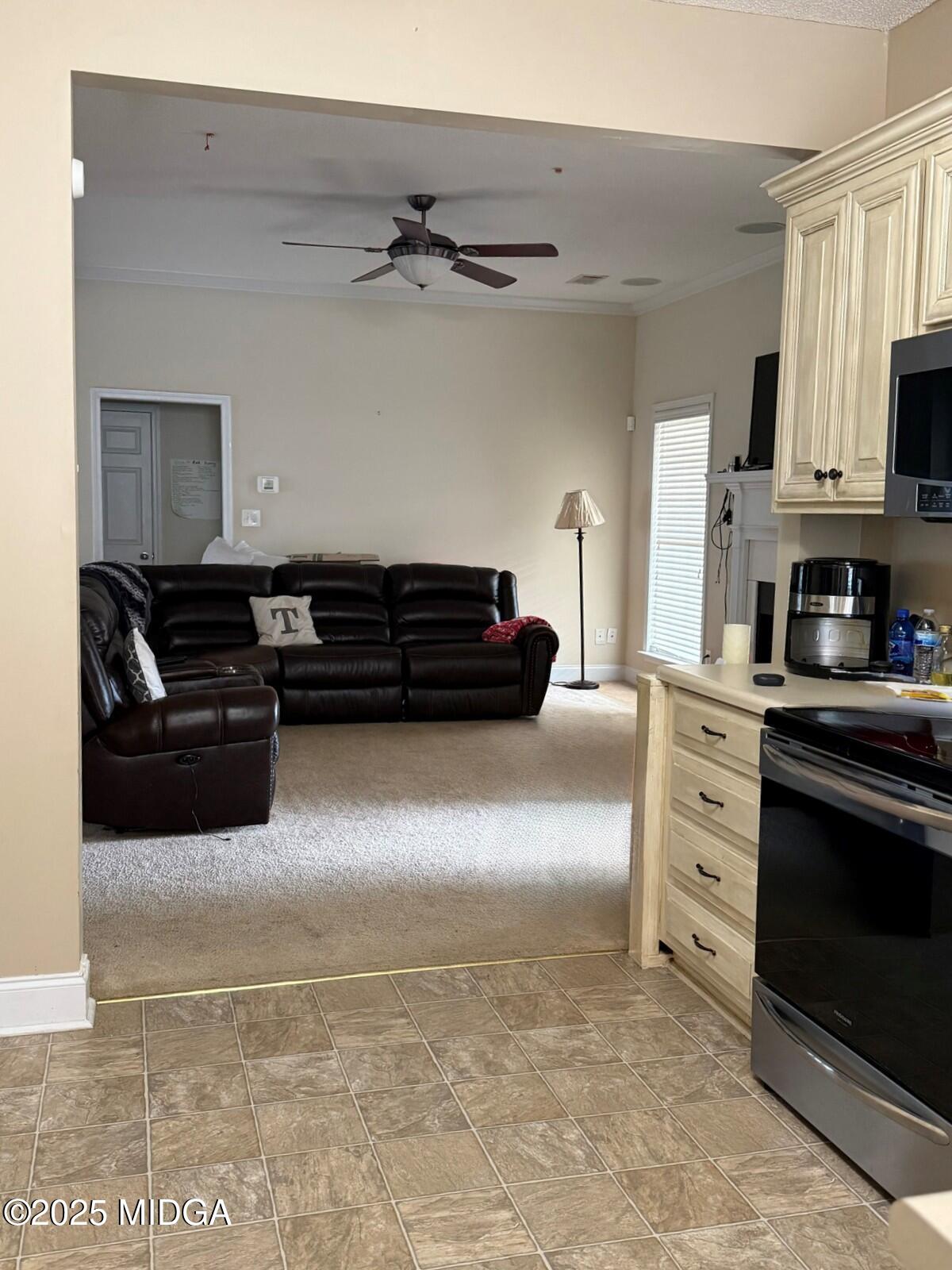 2960 Regina Drive