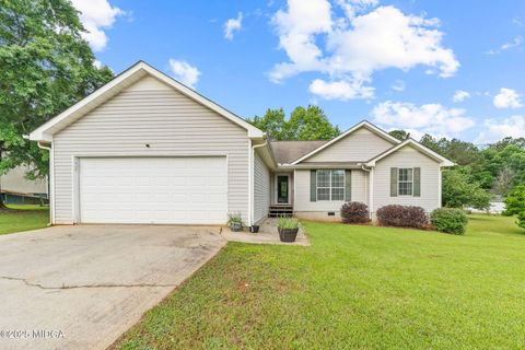 1704 New Hope Road Locust Grove GA 30248