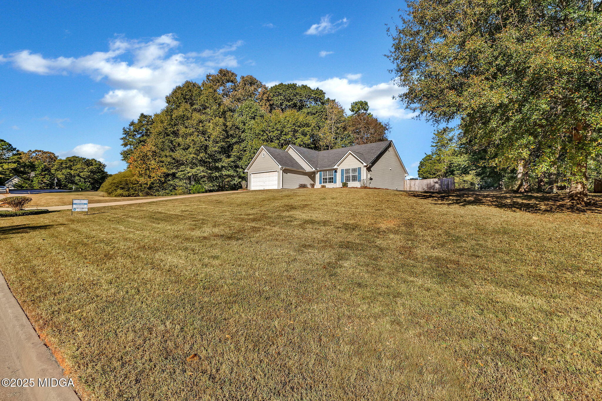 1404 Saddlebrook Court