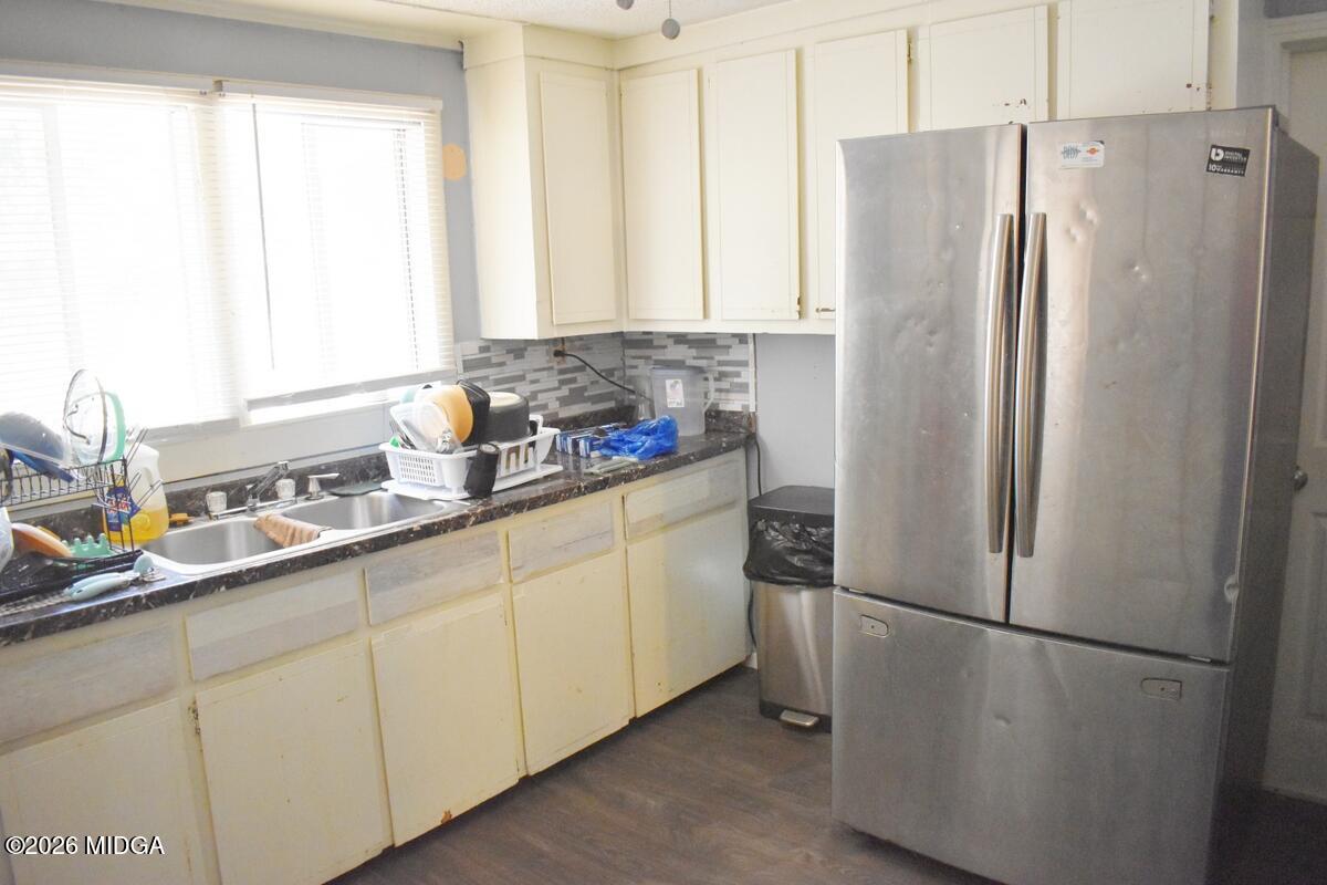 575 Cleveland Street