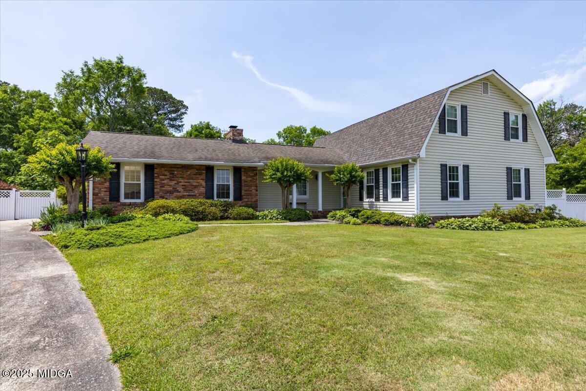 540 Commanche Drive