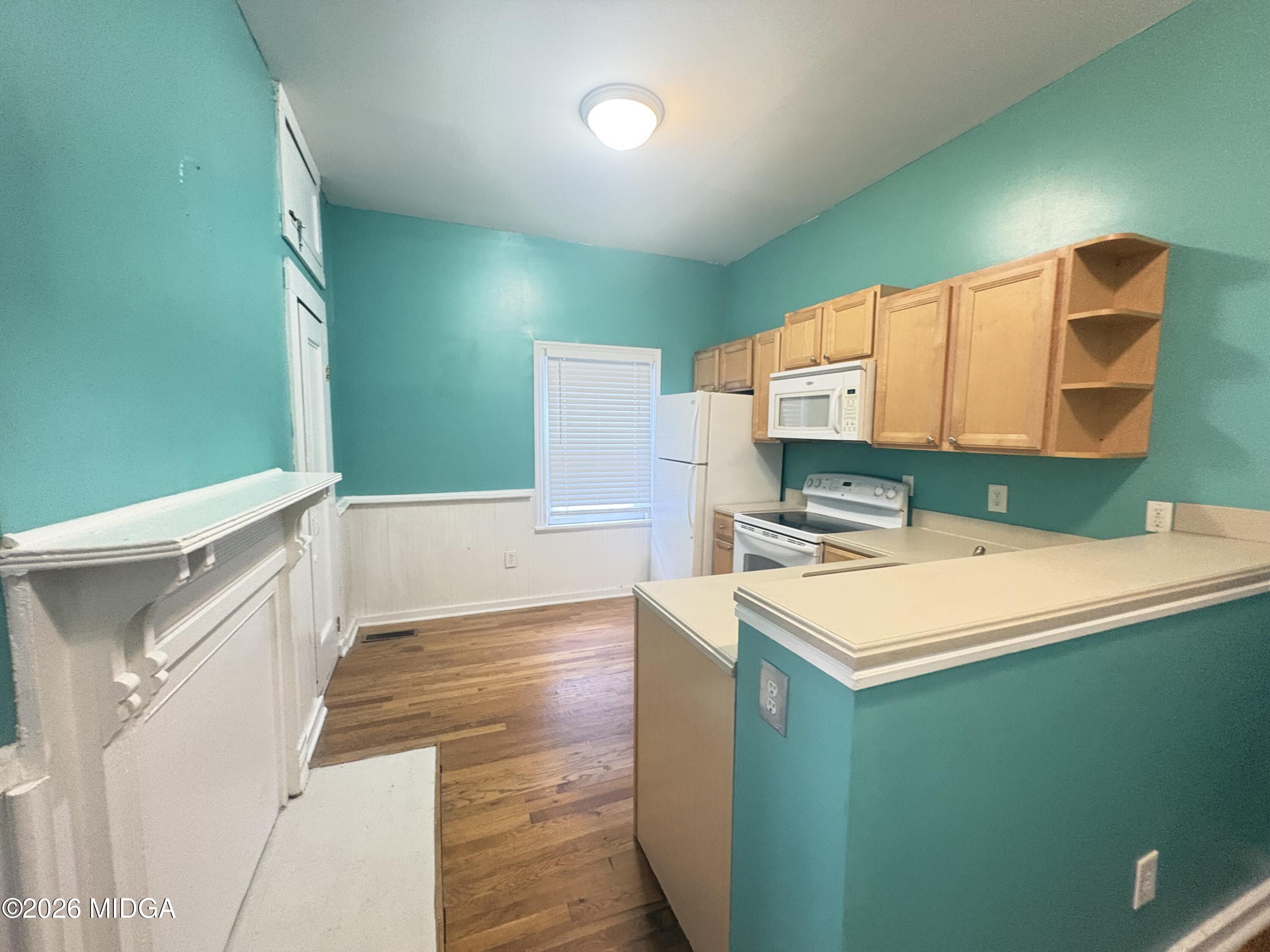895 Mulberry Street