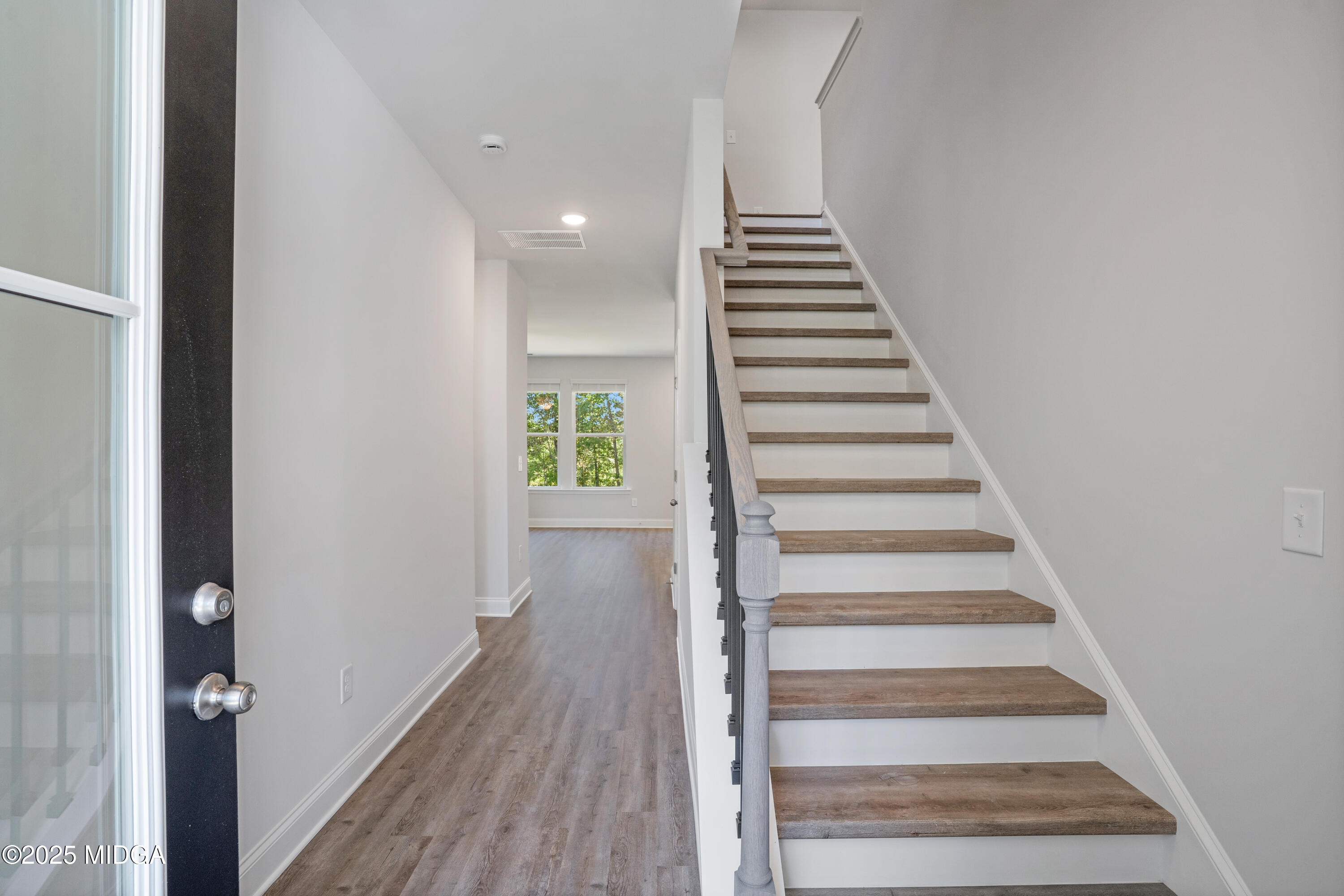 906 Chapman Drive 46