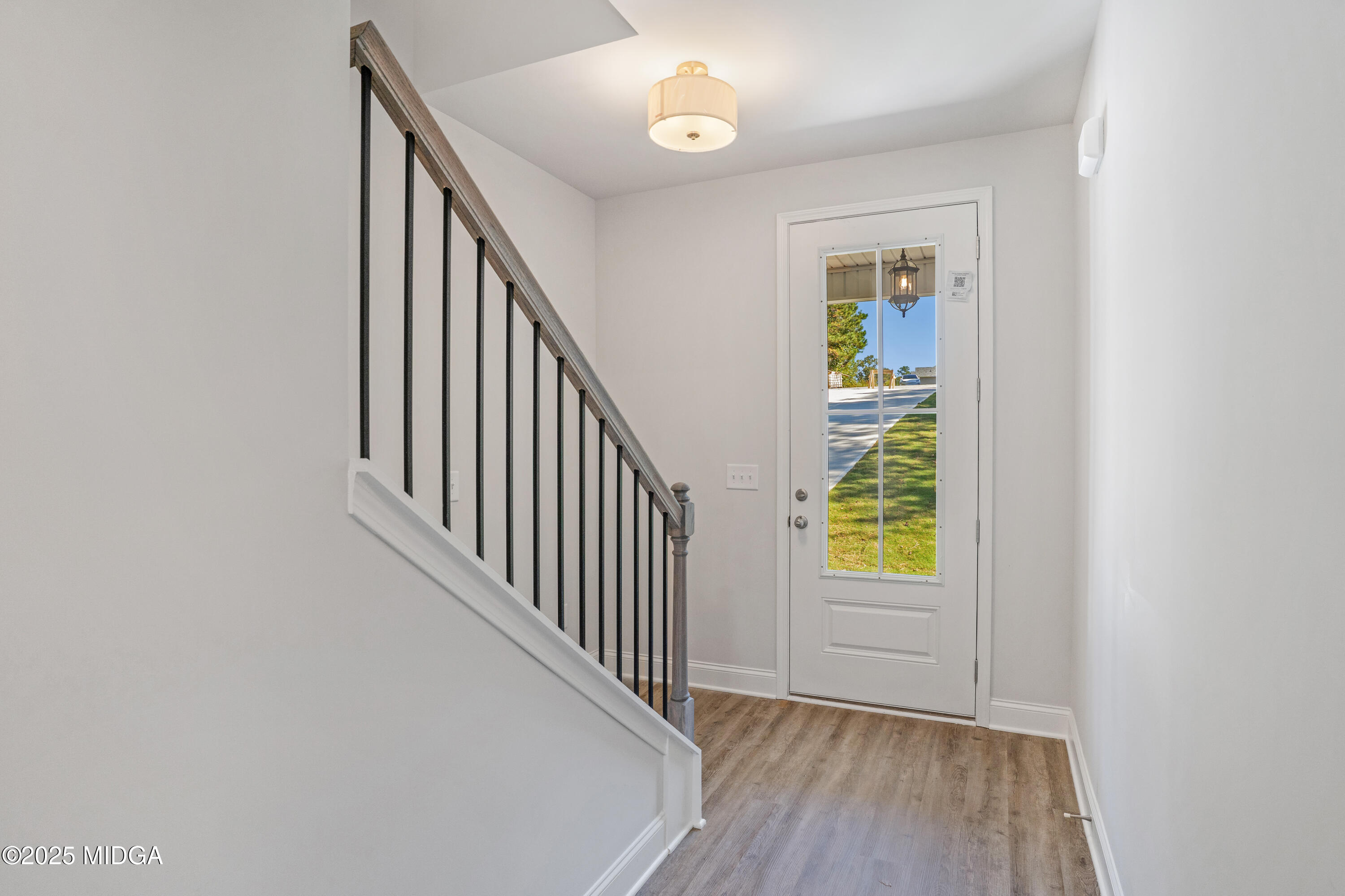 906 Chapman Drive 46