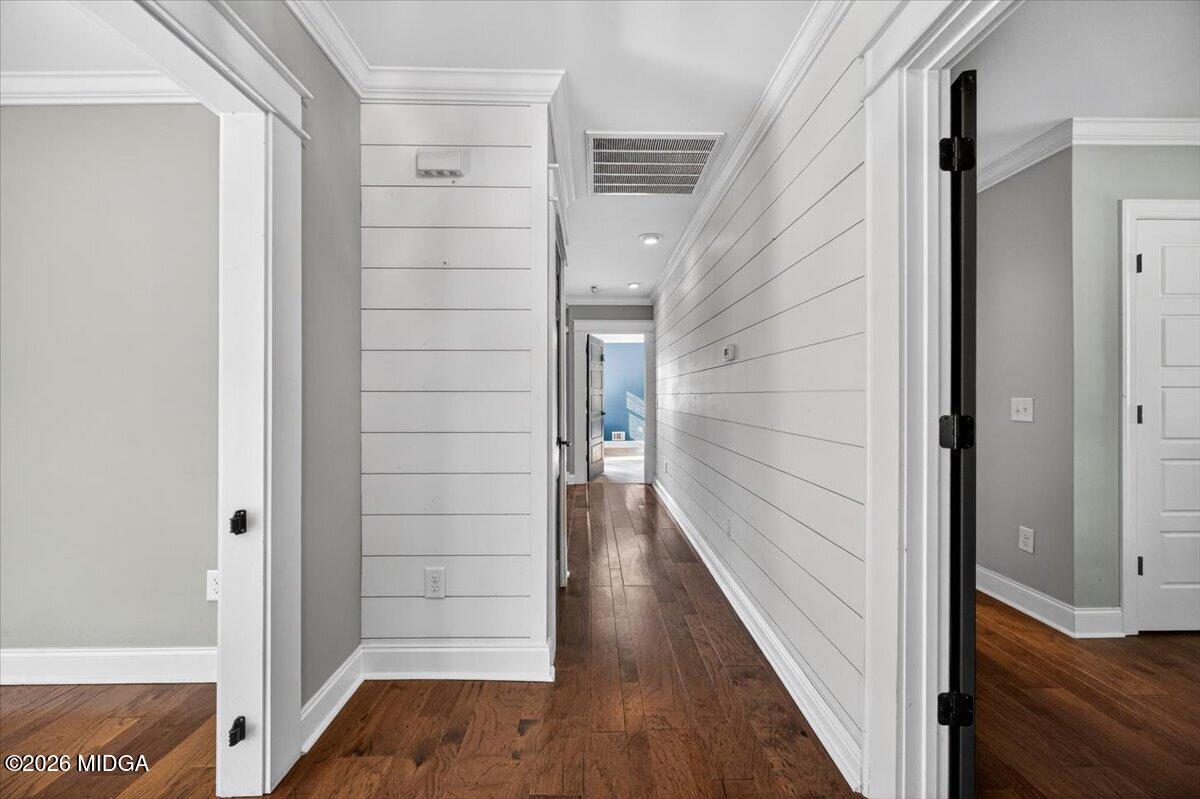 3824 Overlook Avenue