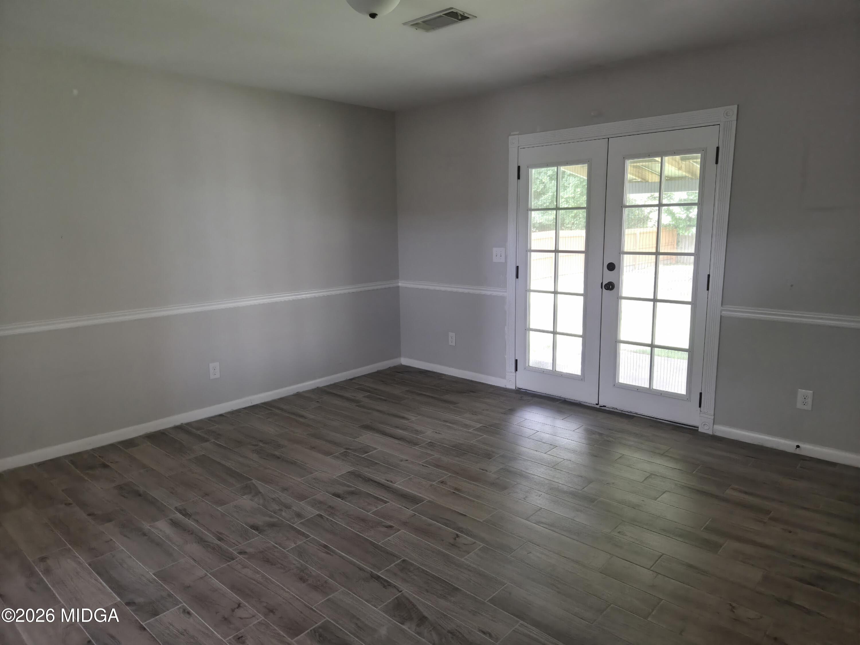 221 Gilchrist Drive