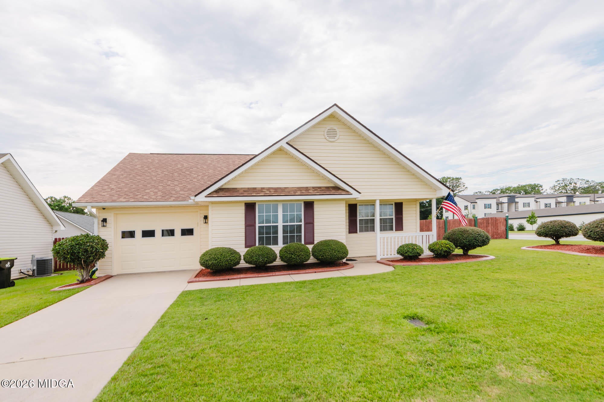 605 Deerfield Circle