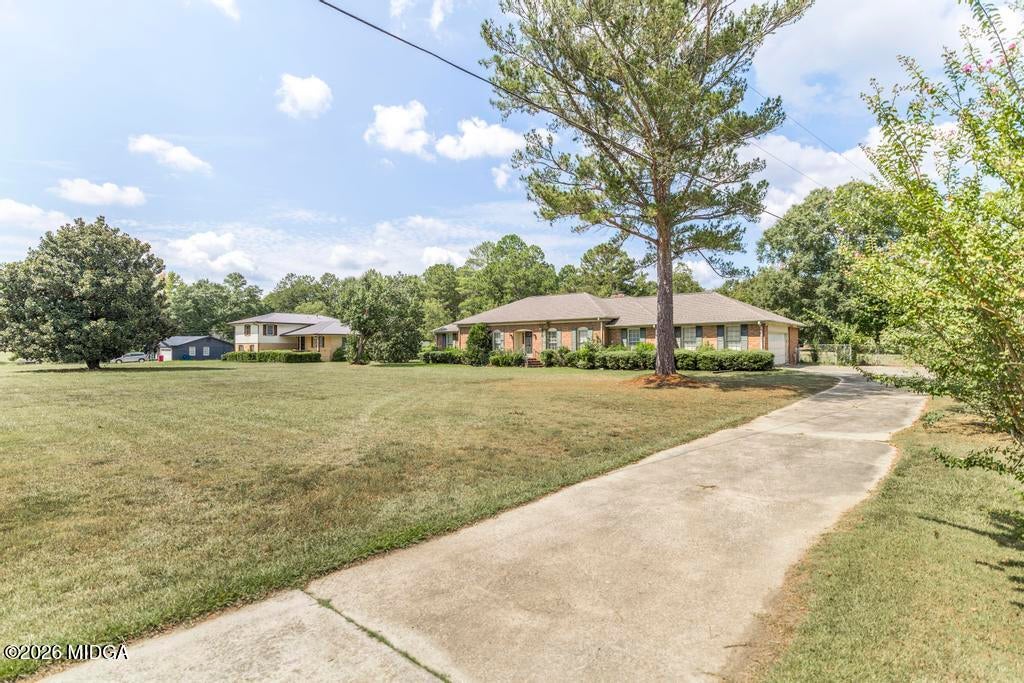6889 Knoxville Road