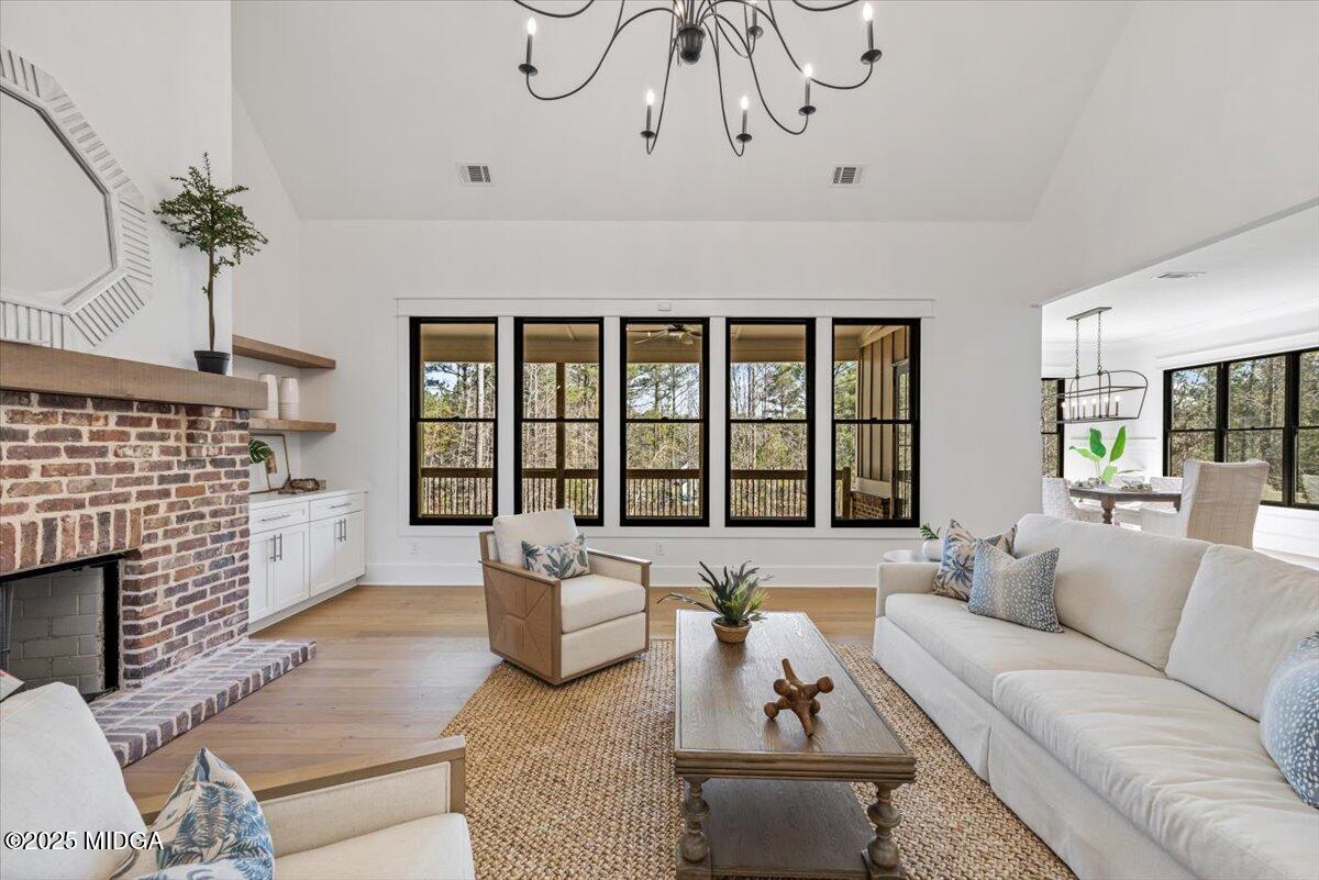 104 Piedmont Circle