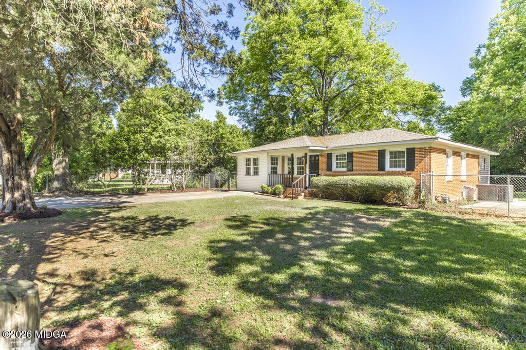 96 Ravenwood Way