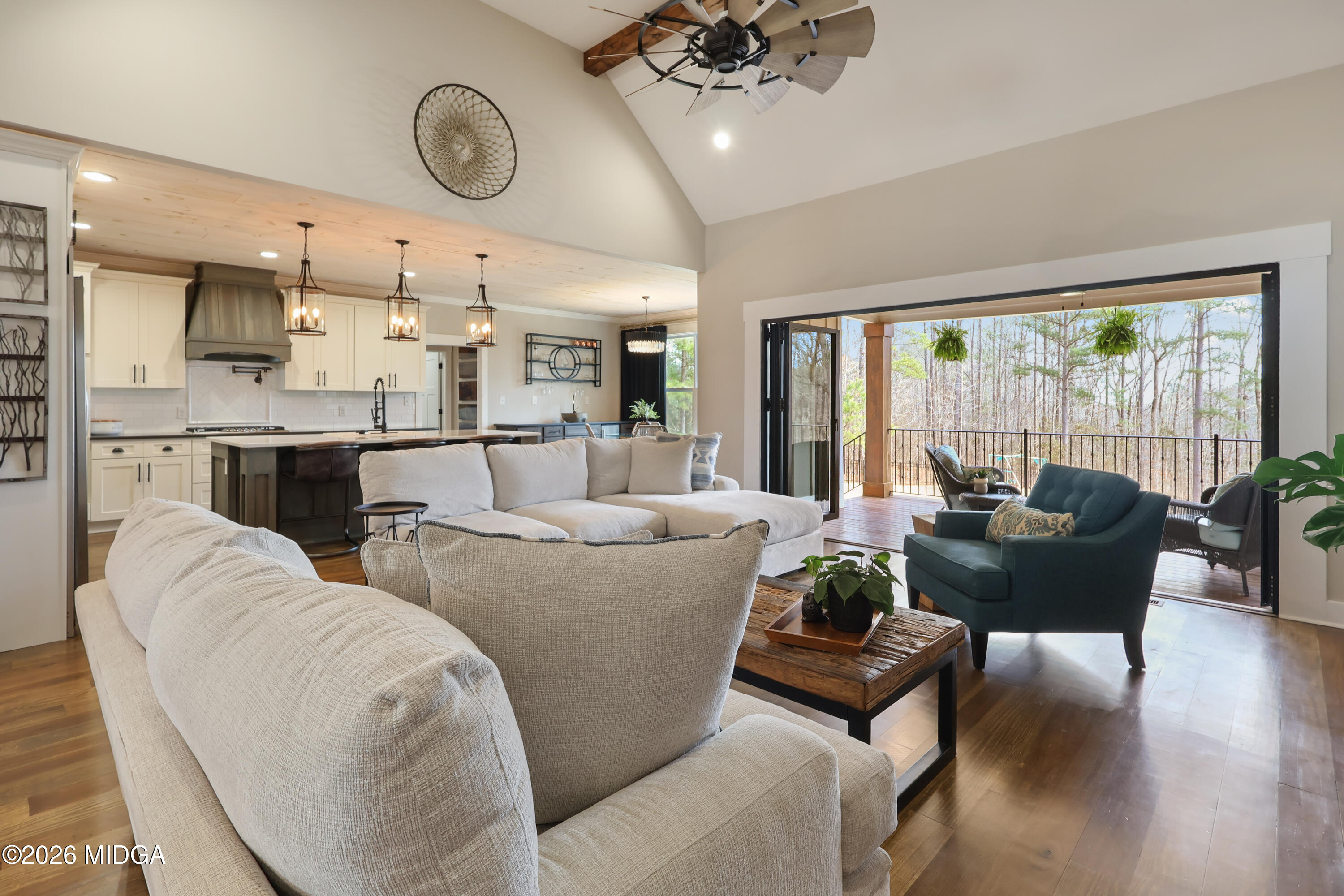 109 River Forest Drive