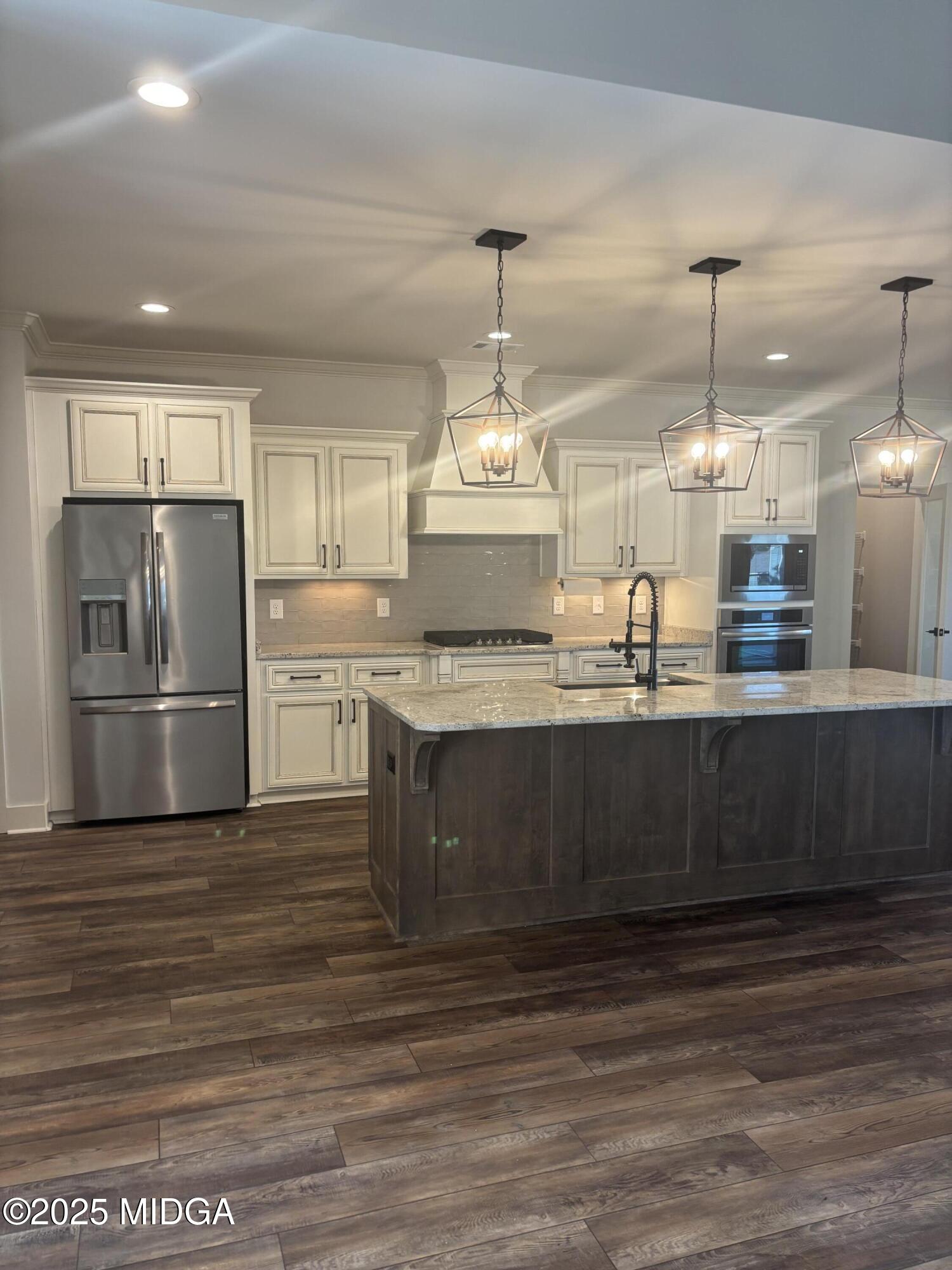 315 Apalachee Way