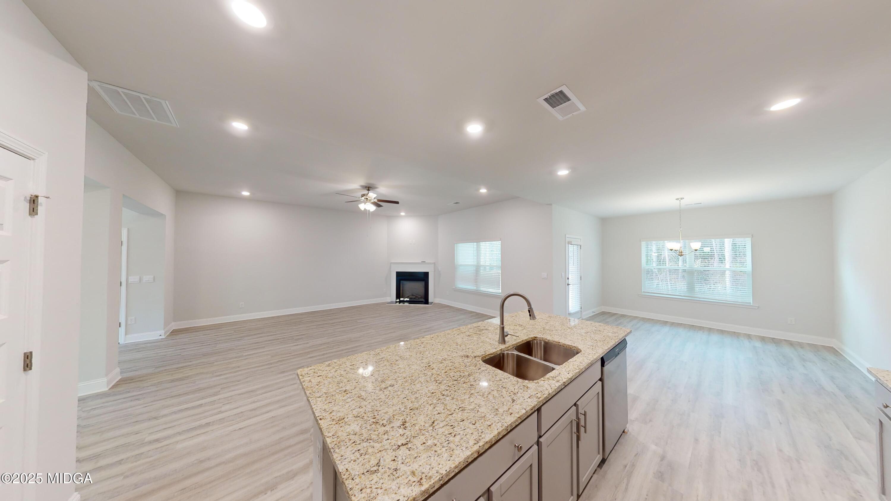 128 Abberley Lane 008
