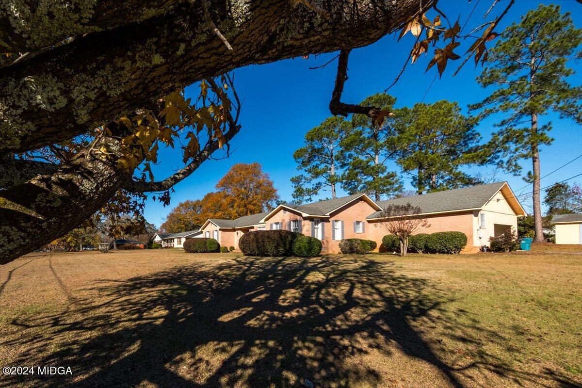 220 Beverly Road