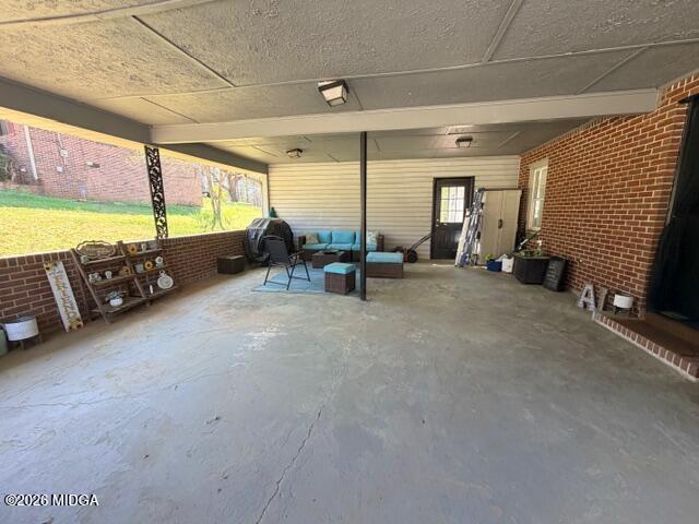 226 Lake Laurel Road NE