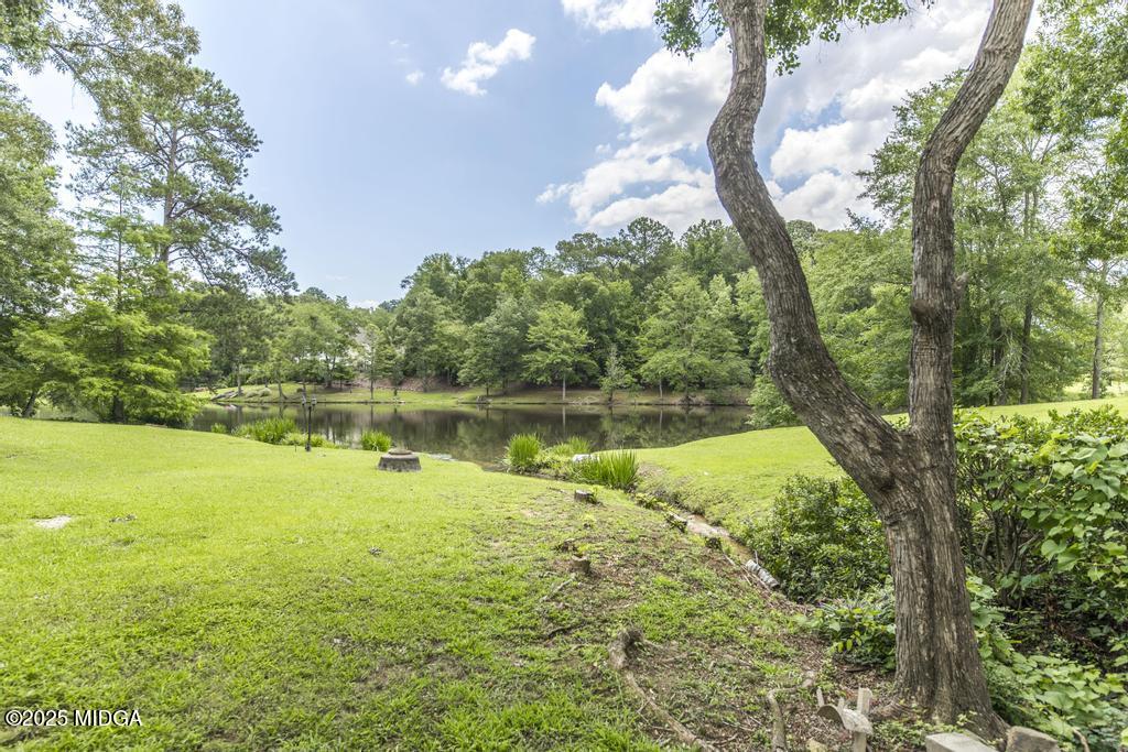 1598 Rivoli Lane