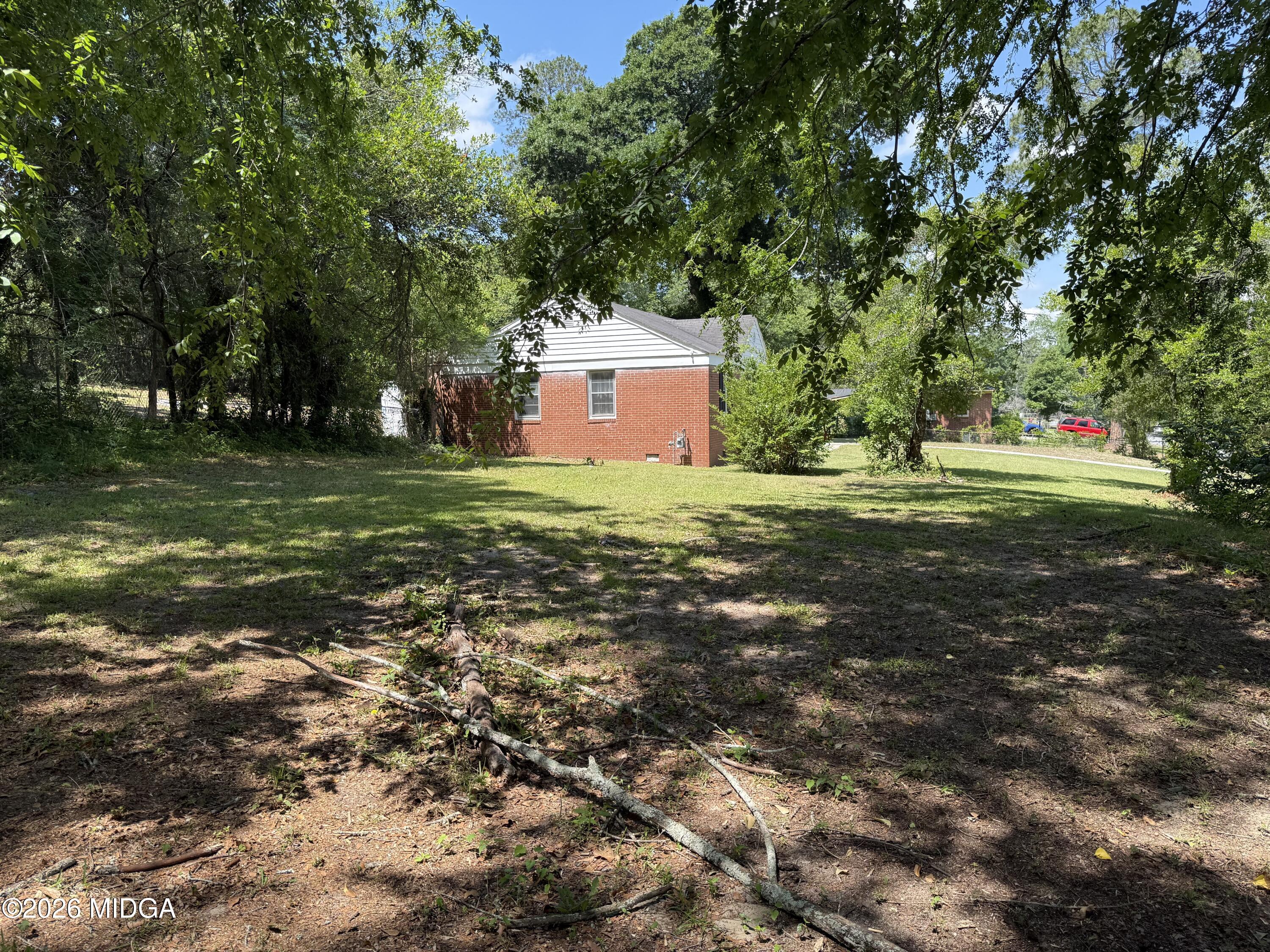 2751 Horseshoe Drive