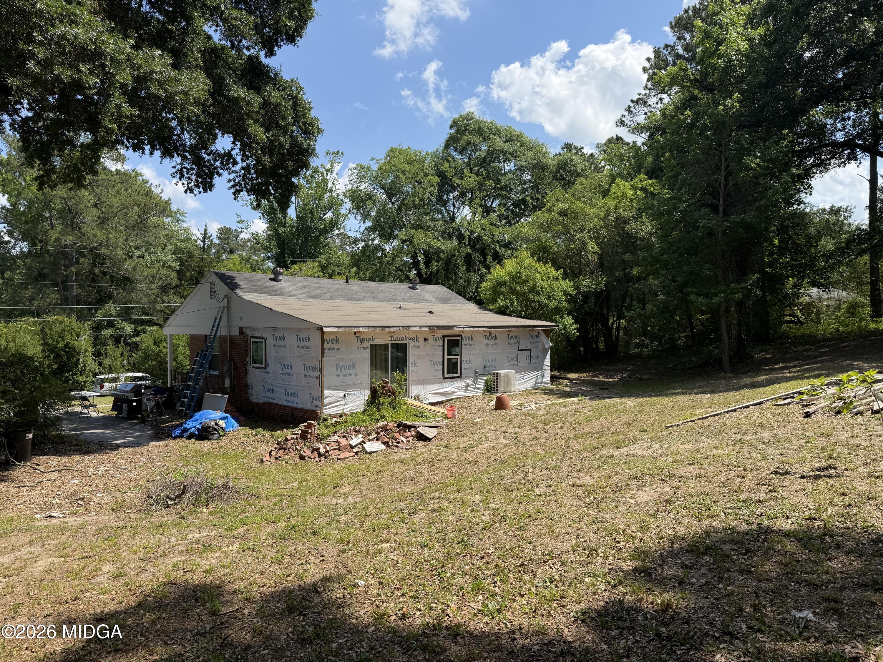 2751 Horseshoe Drive