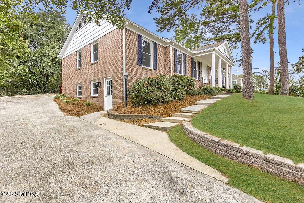 2956 Malvern Hill Drive