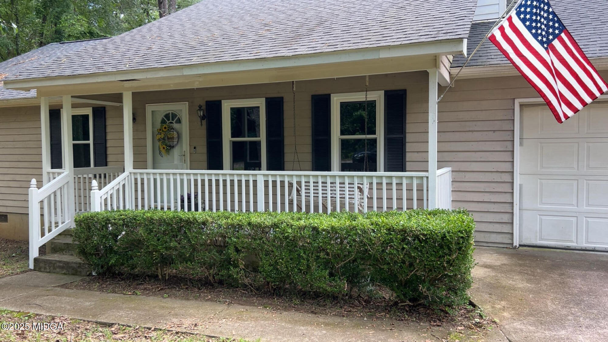 1751 Bridle Lane