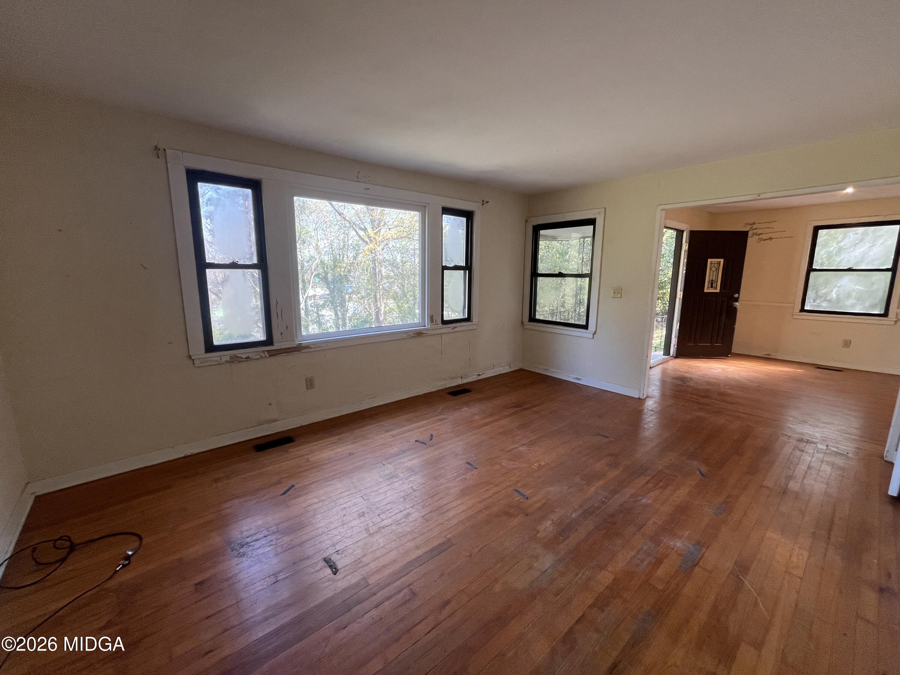 2536 Nancelon Circle N