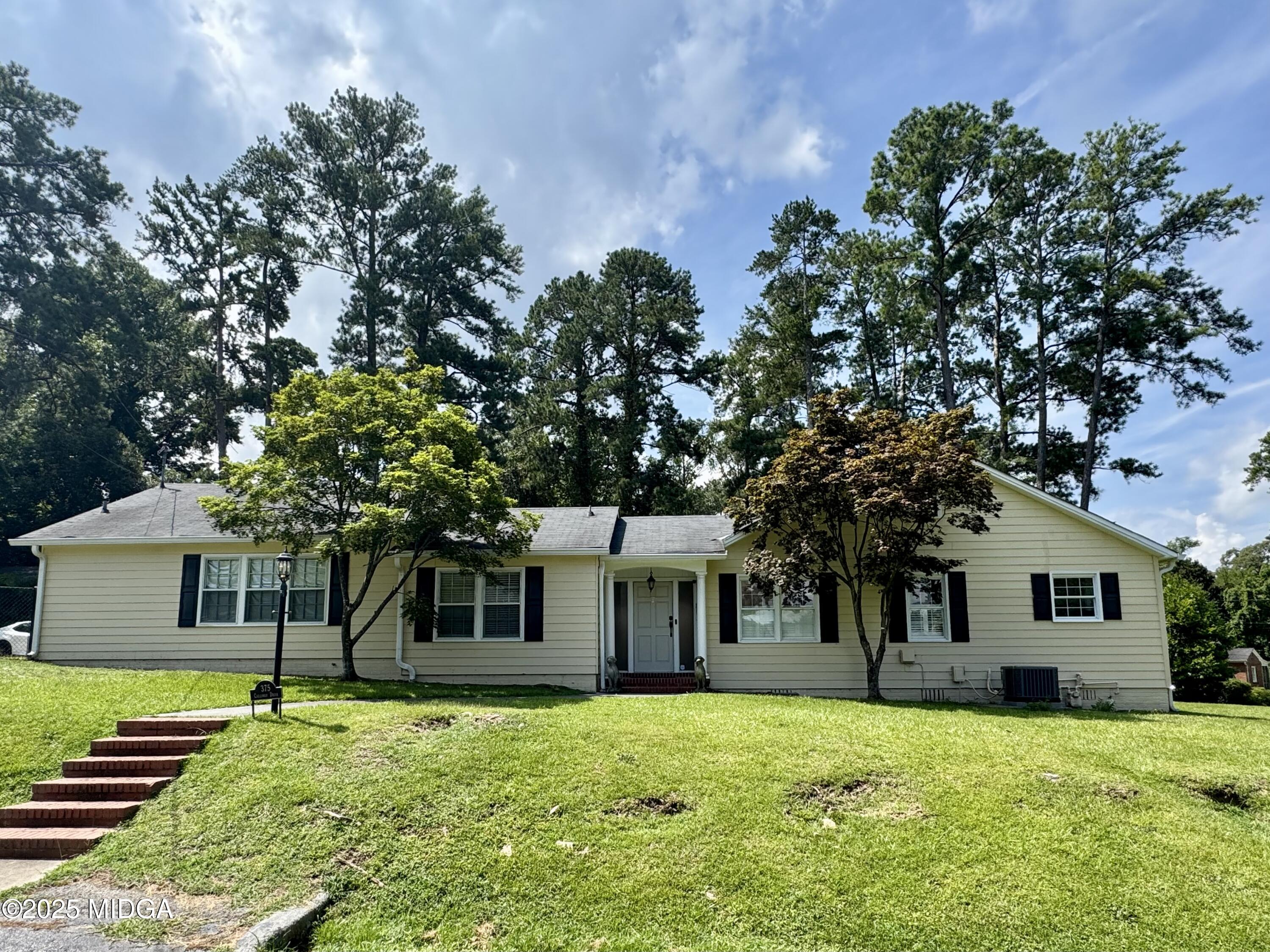 375 Calloway Drive