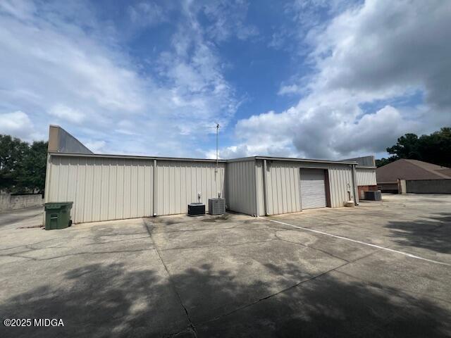 1013 Fernwood Drive