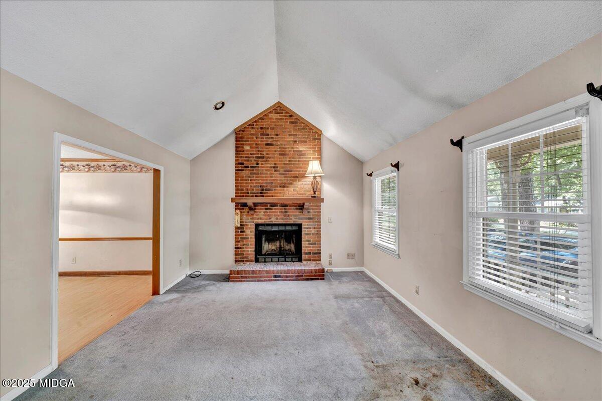 1129 Santa Fe Trail