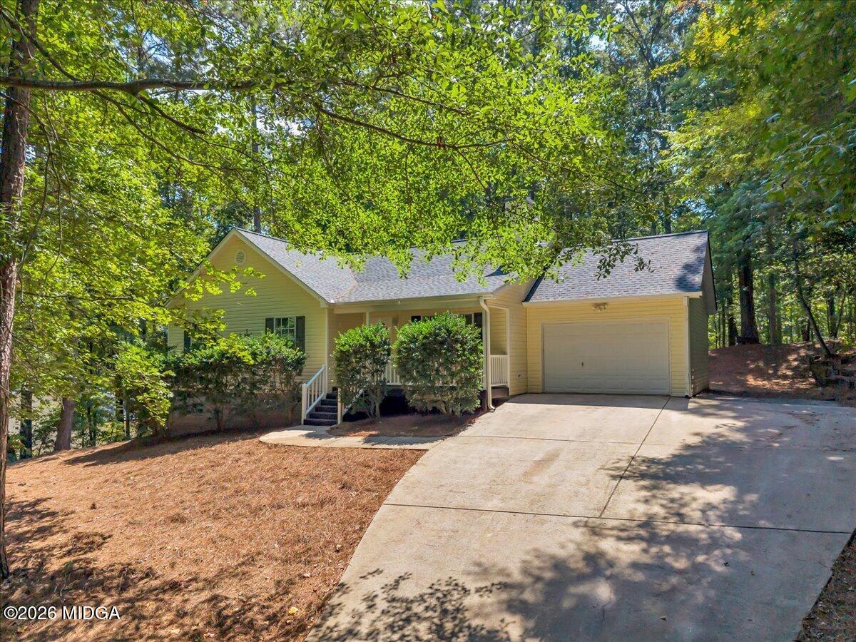 531 Starling Drive