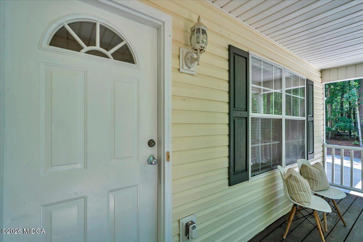 531 Starling Drive