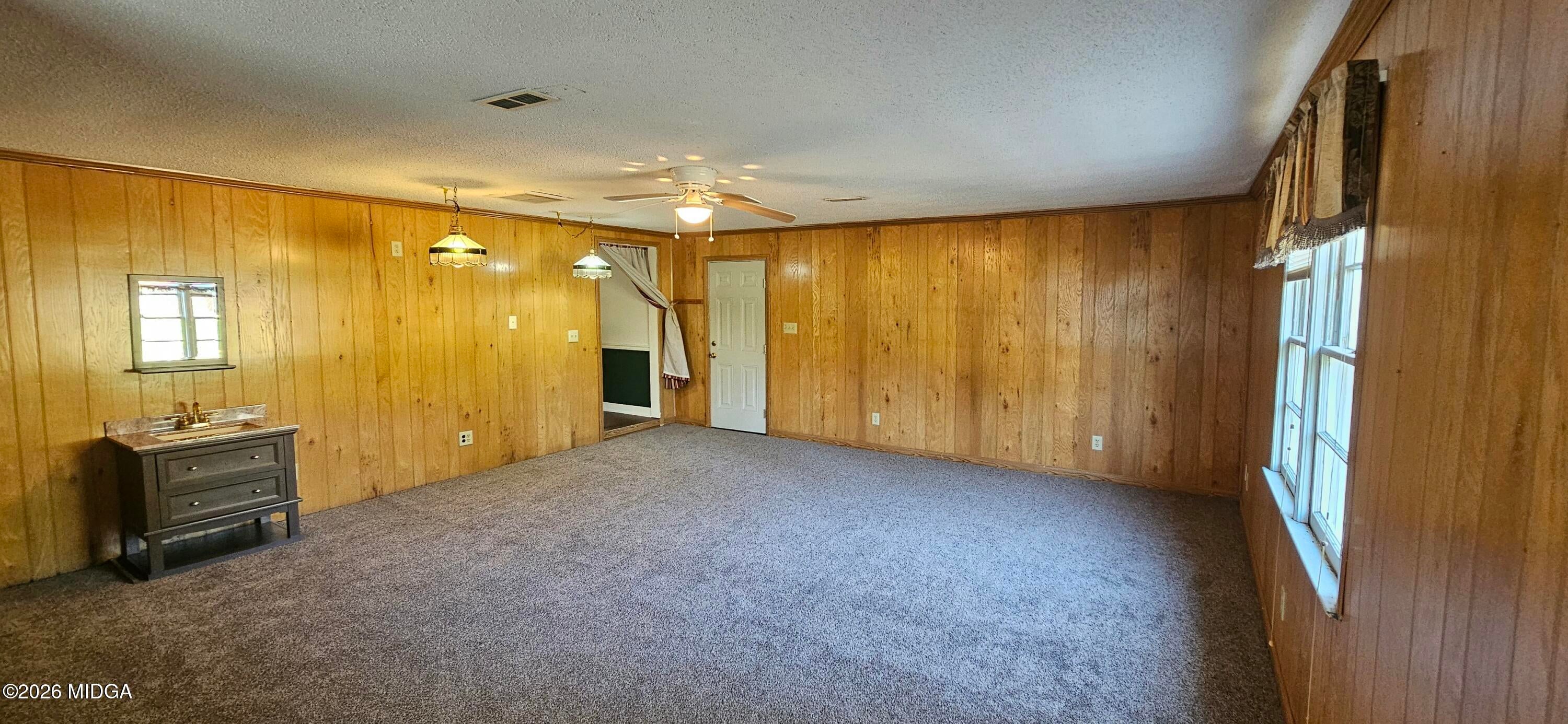 870 Glen Hill Court