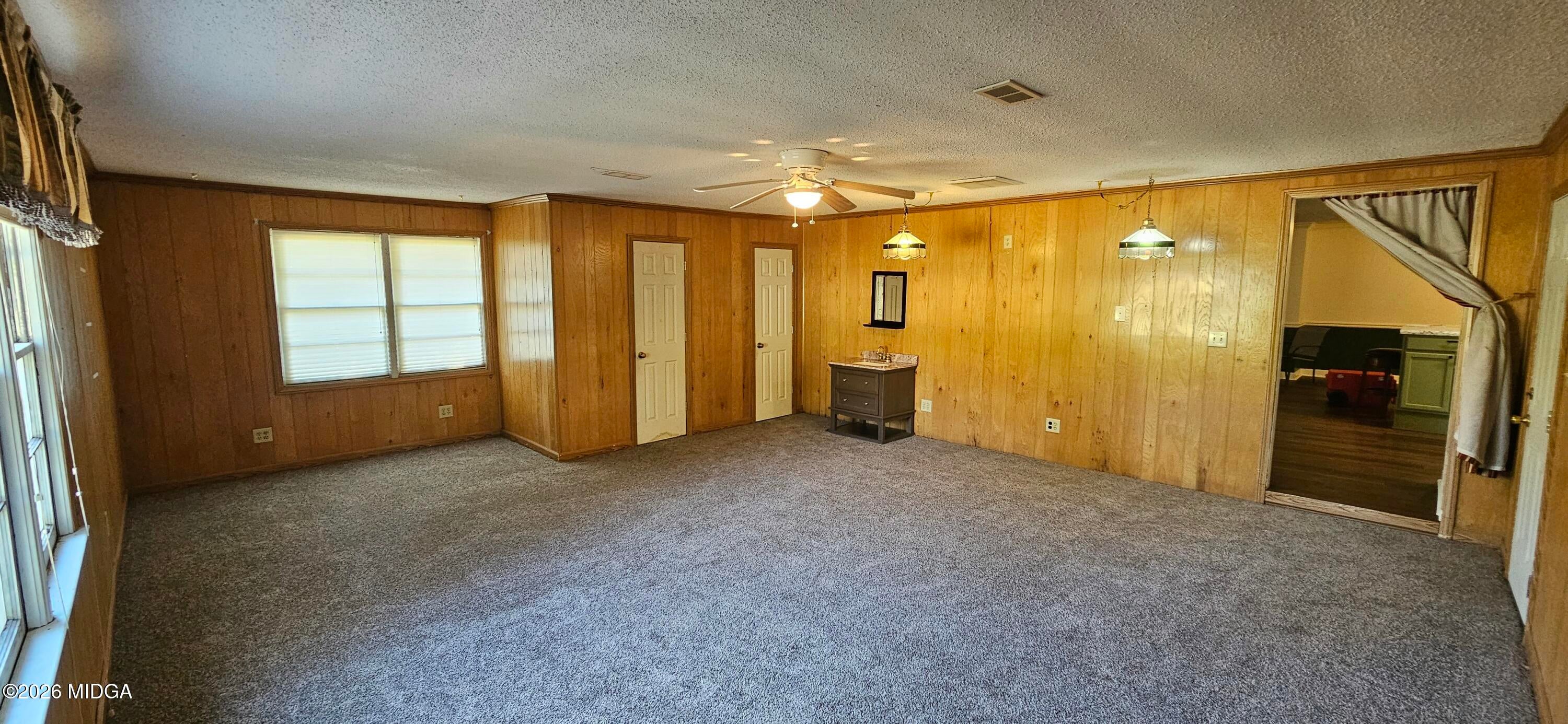 870 Glen Hill Court