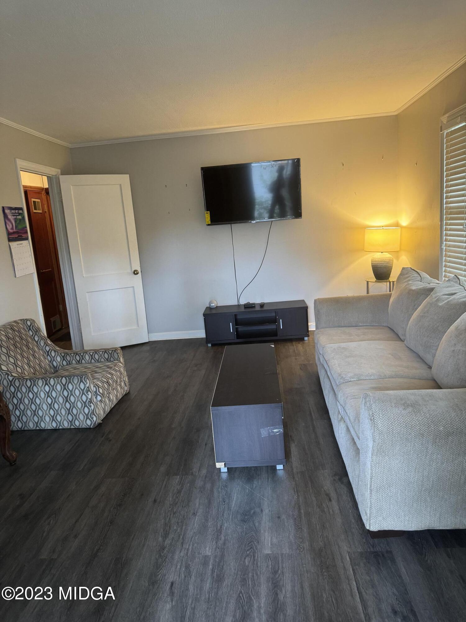 3046 Somerset Drive 1