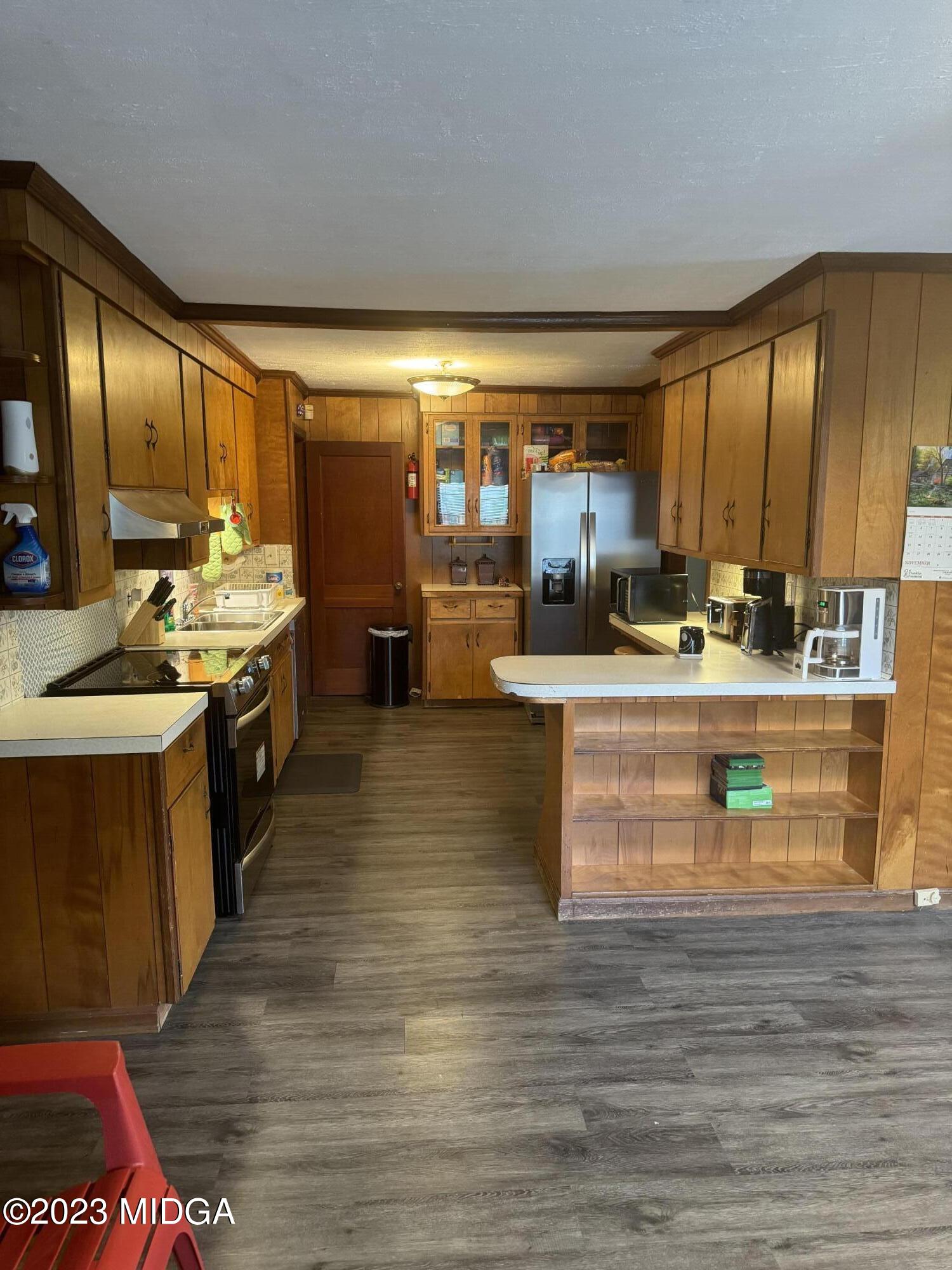 3046 Somerset Drive 1
