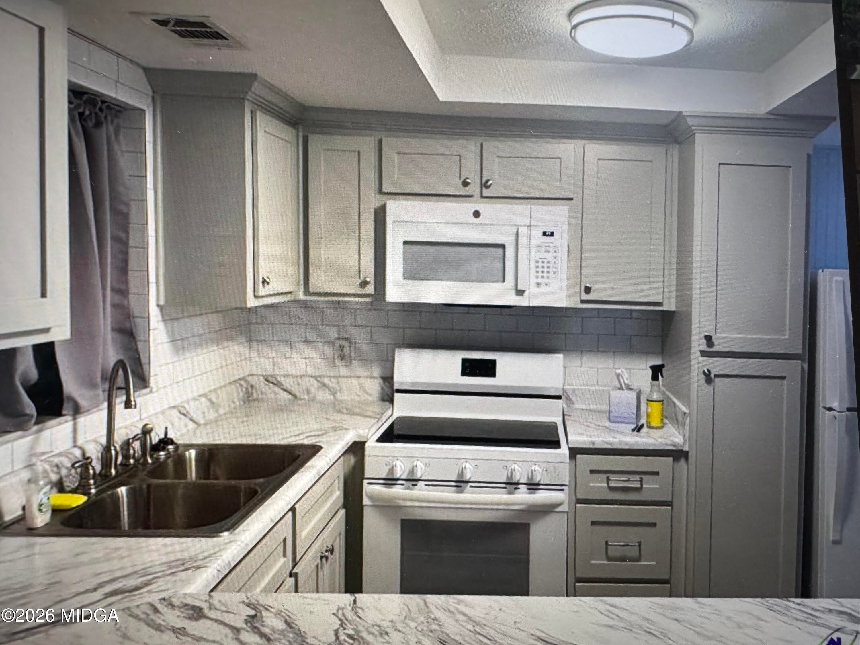 106 Westcliff Circle APT C